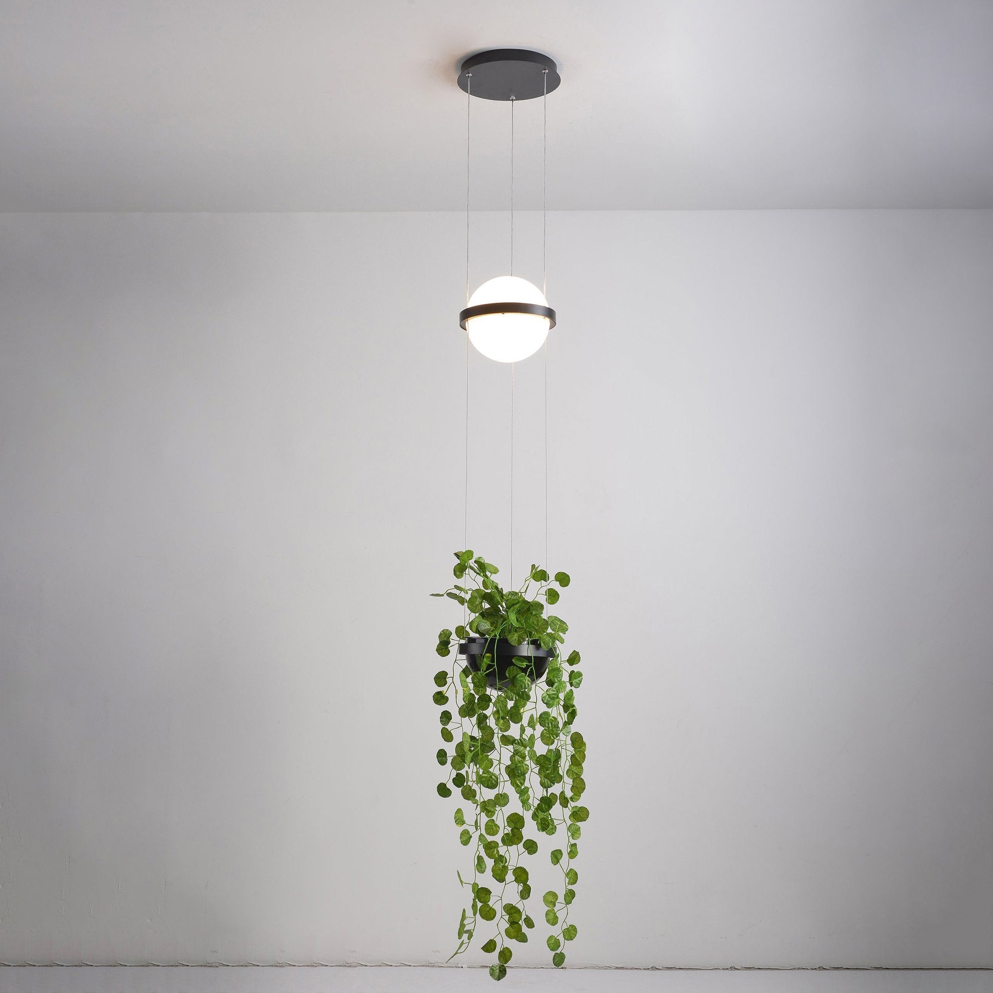 Orbit Sphere Pendant Lamp - Blowlighting