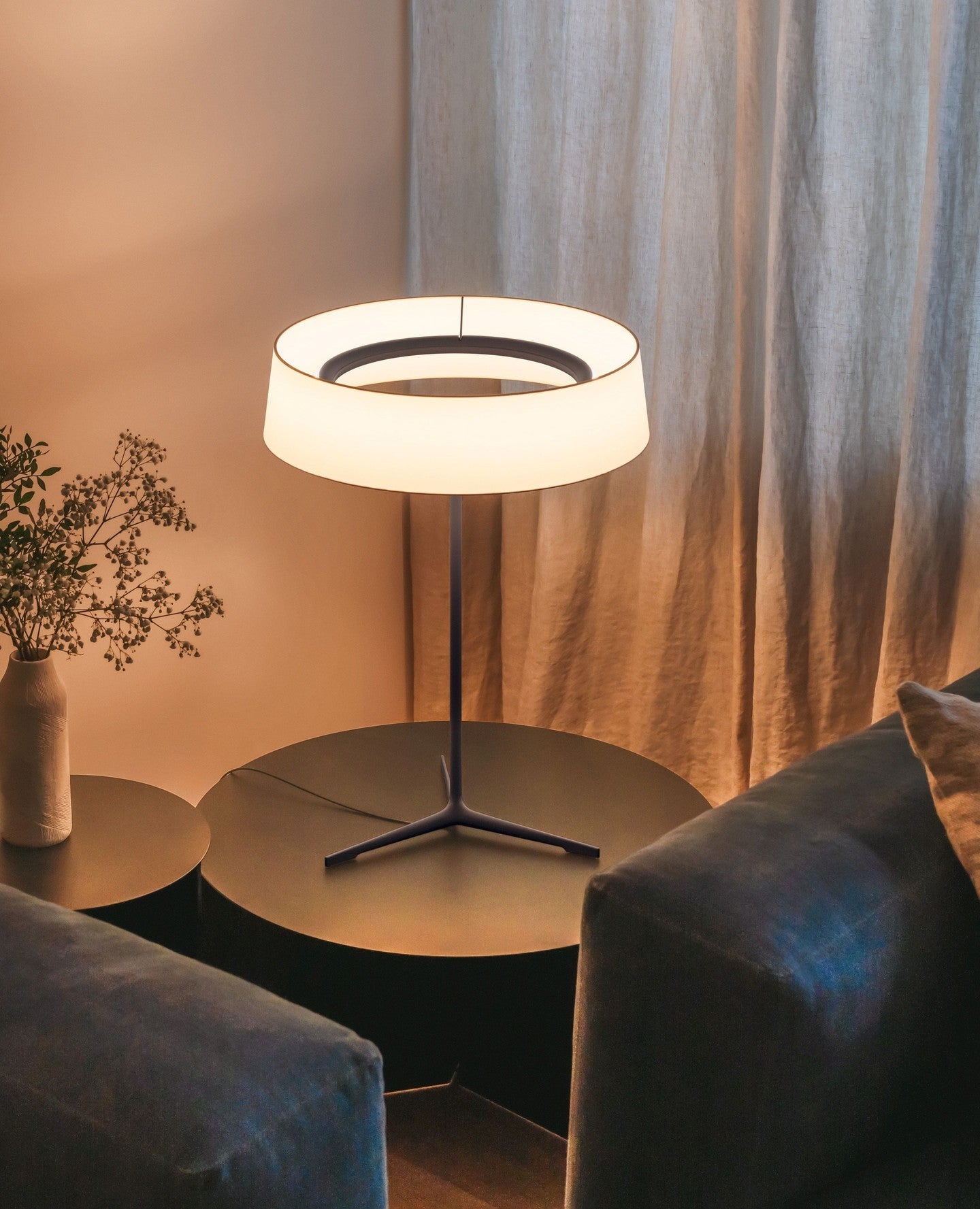 Dama Table Lamp - Blowlighting