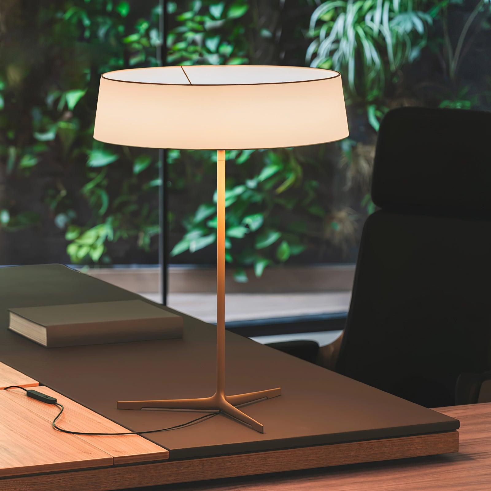 Dama Table Lamp - Blowlighting