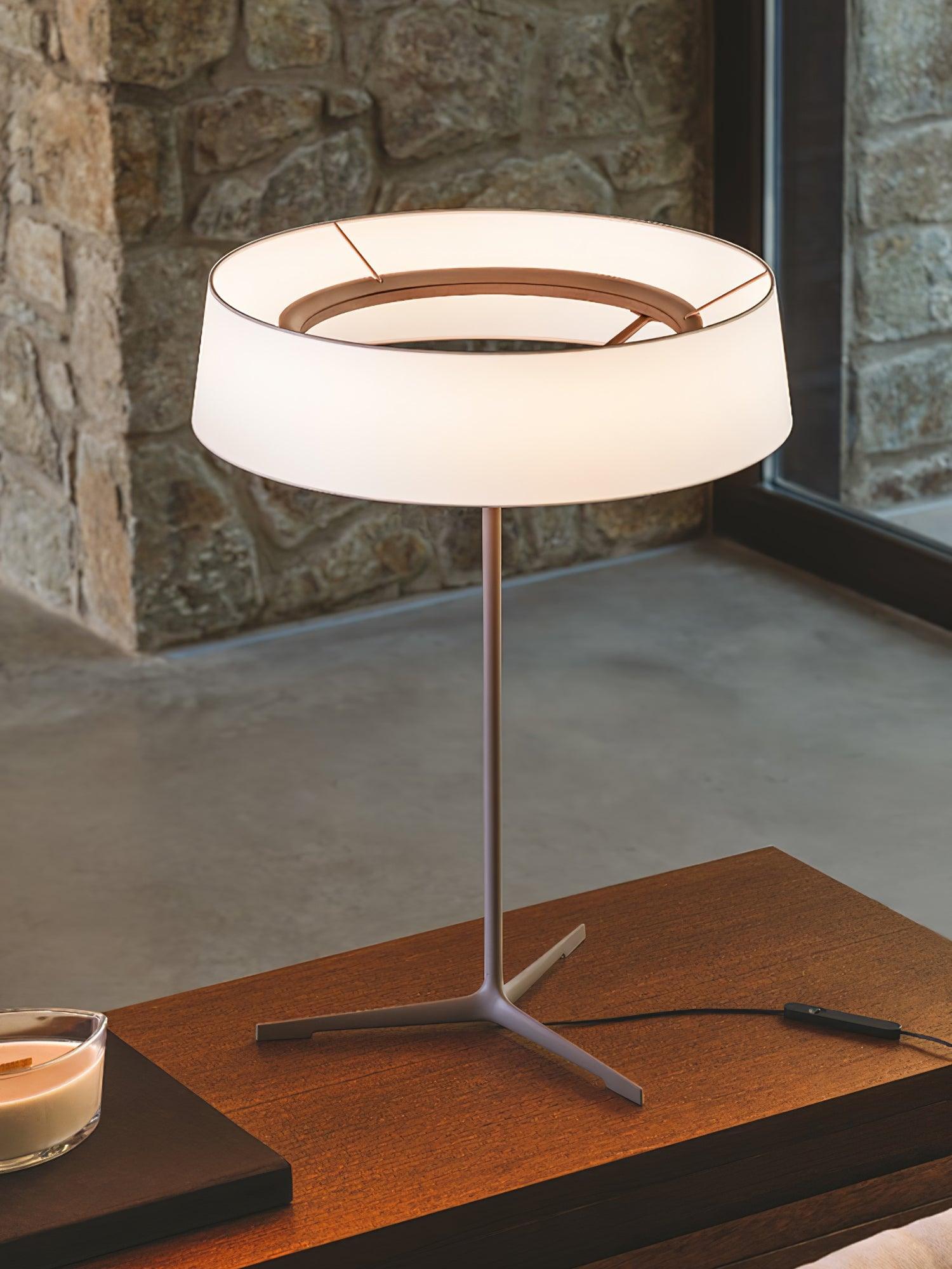 Dama Table Lamp - Blowlighting