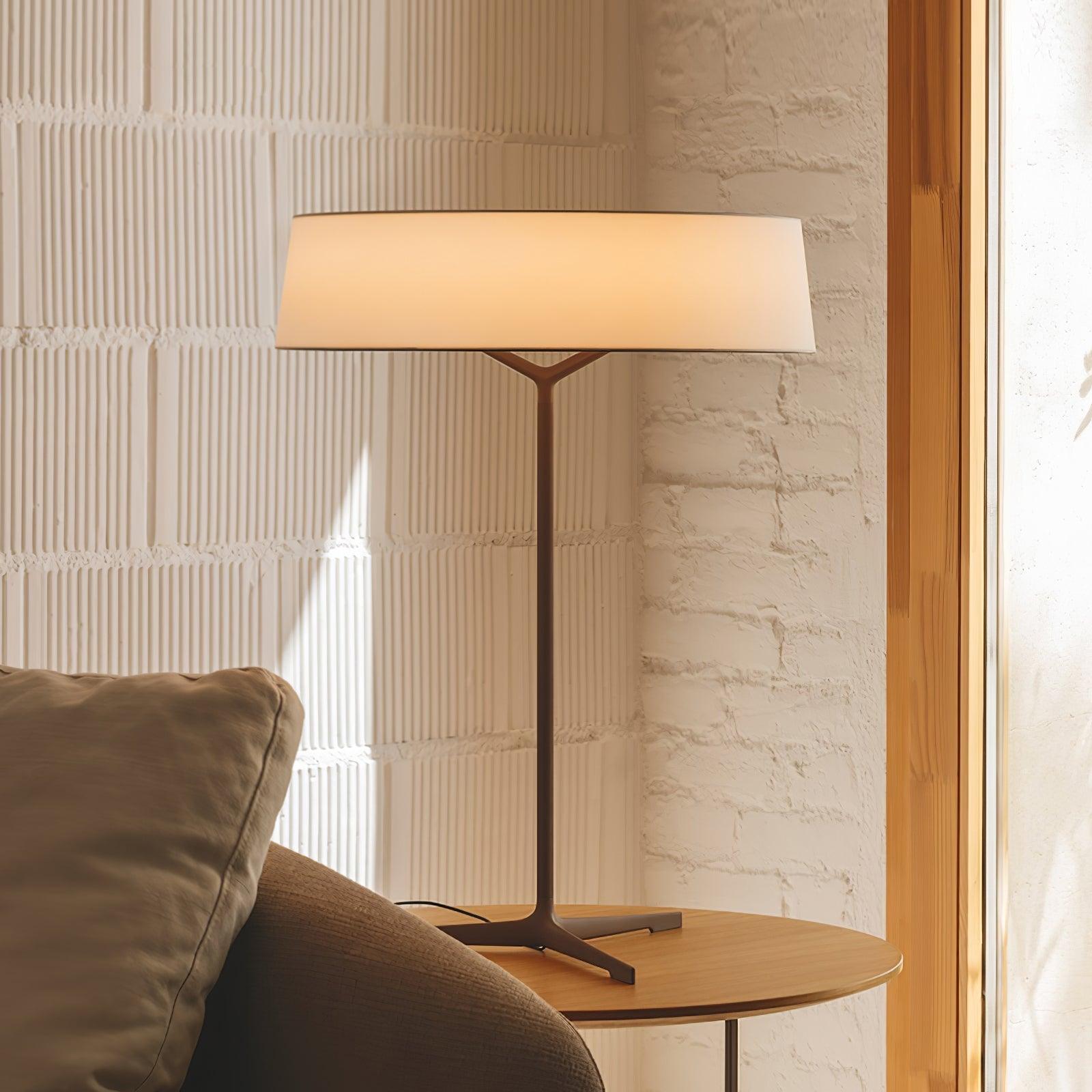 Dama Table Lamp - Blowlighting