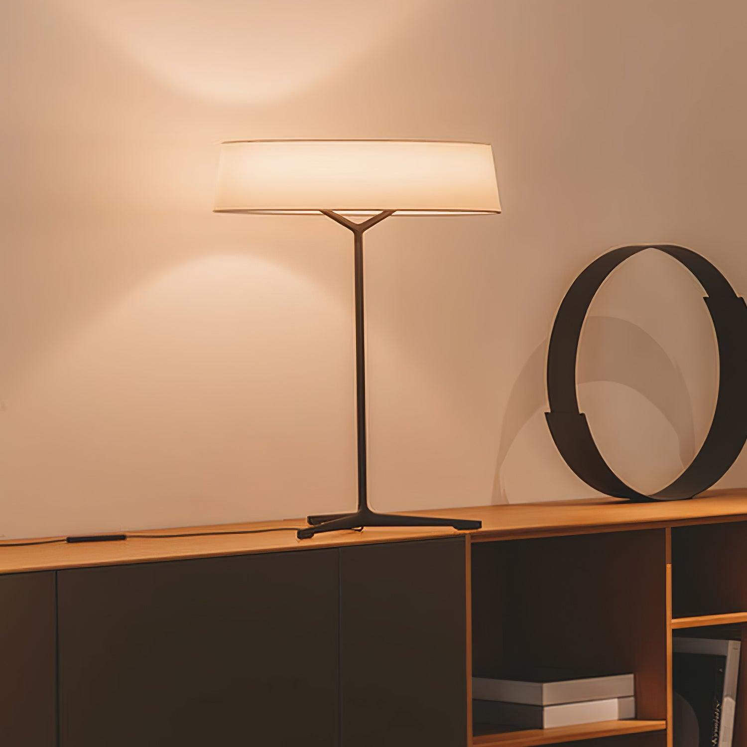 Dama Table Lamp - Blowlighting
