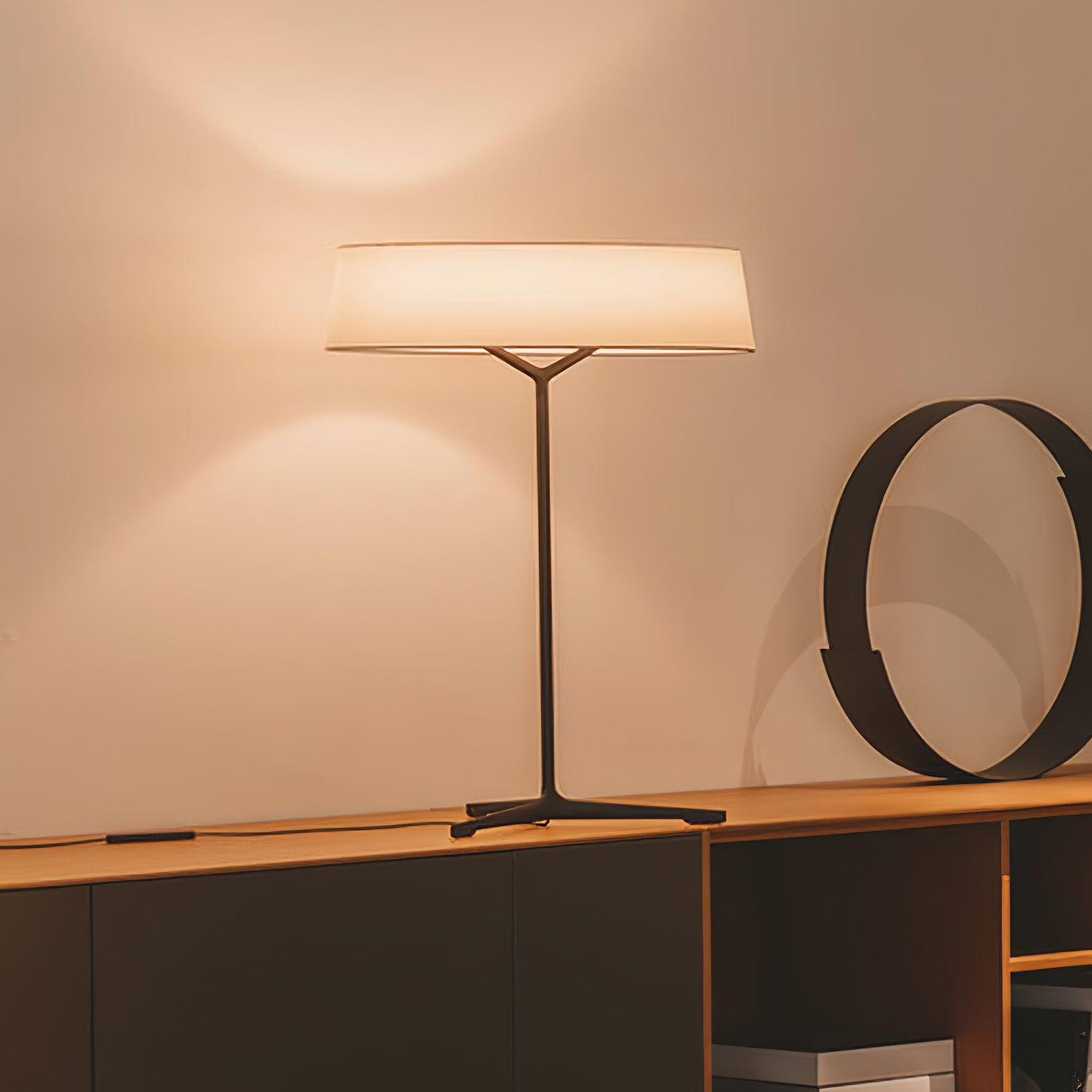 Dama Table Lamp - Blowlighting