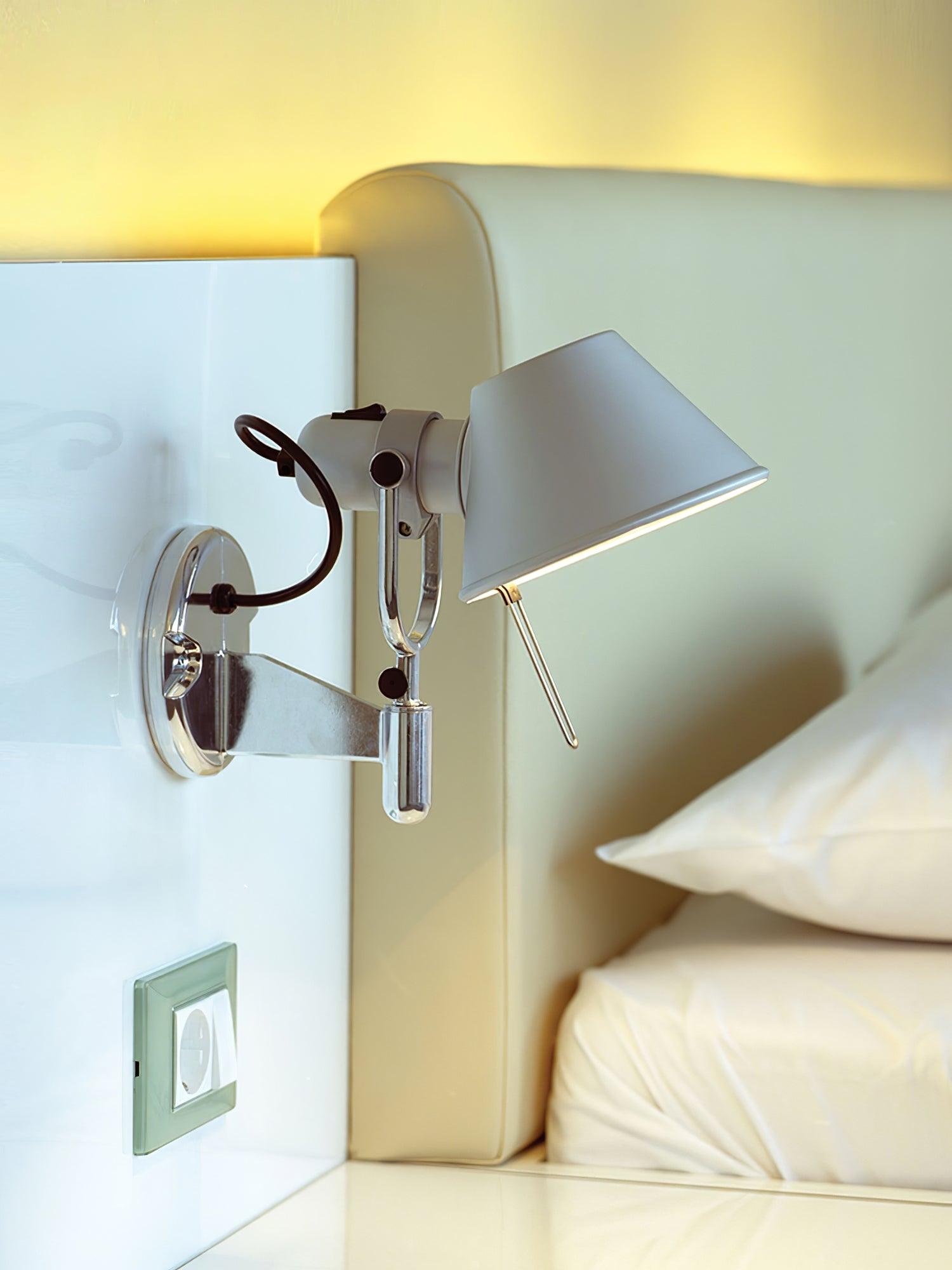 Parete Wall Lamp - Blowlighting