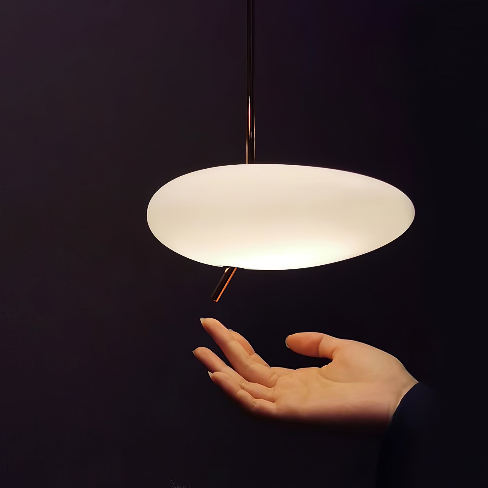 Pebbles Pendant Light - Blowlighting