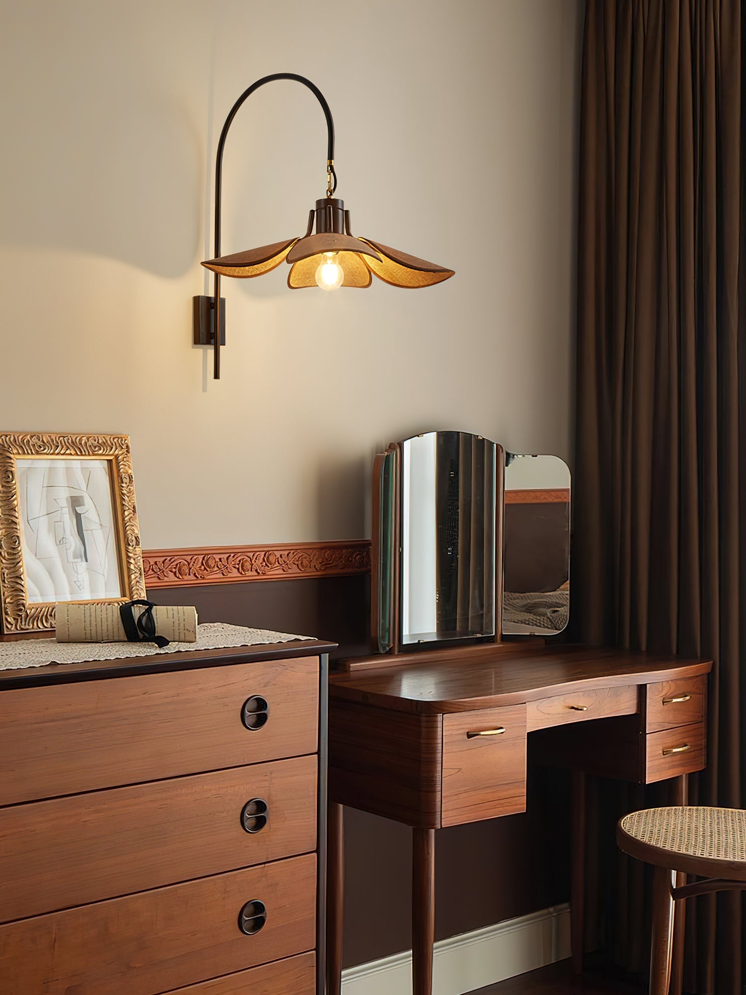 Petal Bloom Wall Lamp - Blowlighting