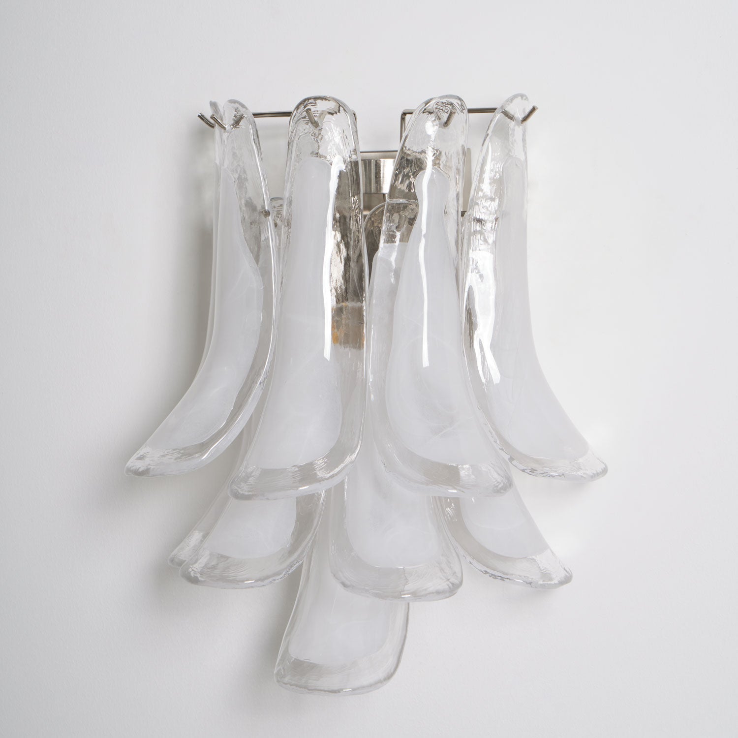 Aurora Wall Light Petal Shaped Glass Vintage Artistic - Blowlighting