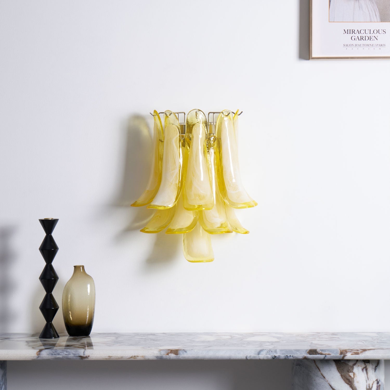 Aurora Wall Light Petal Shaped Glass Vintage Artistic - Blowlighting