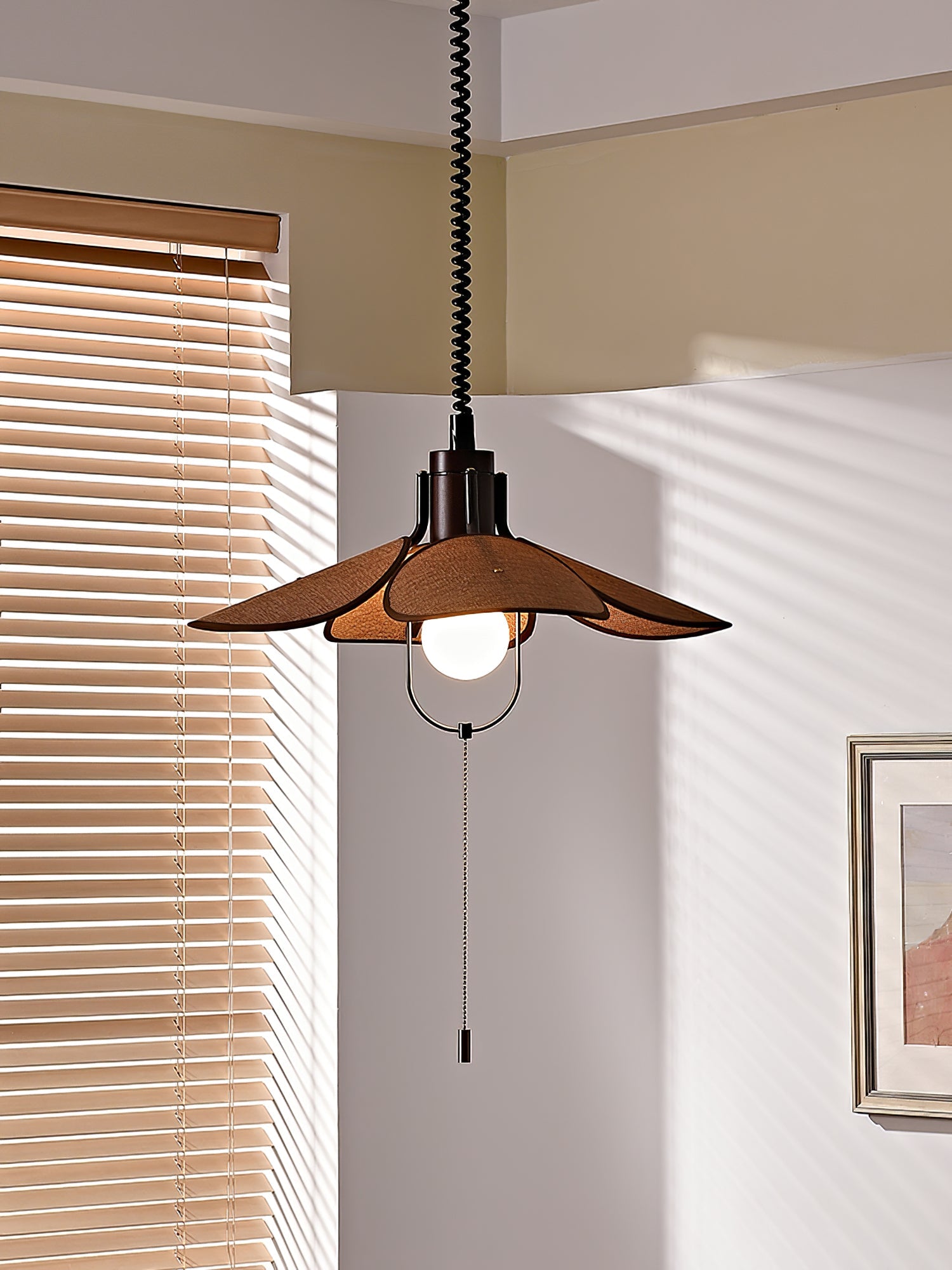 Petal Bloom Pendant Light - Blowlighting