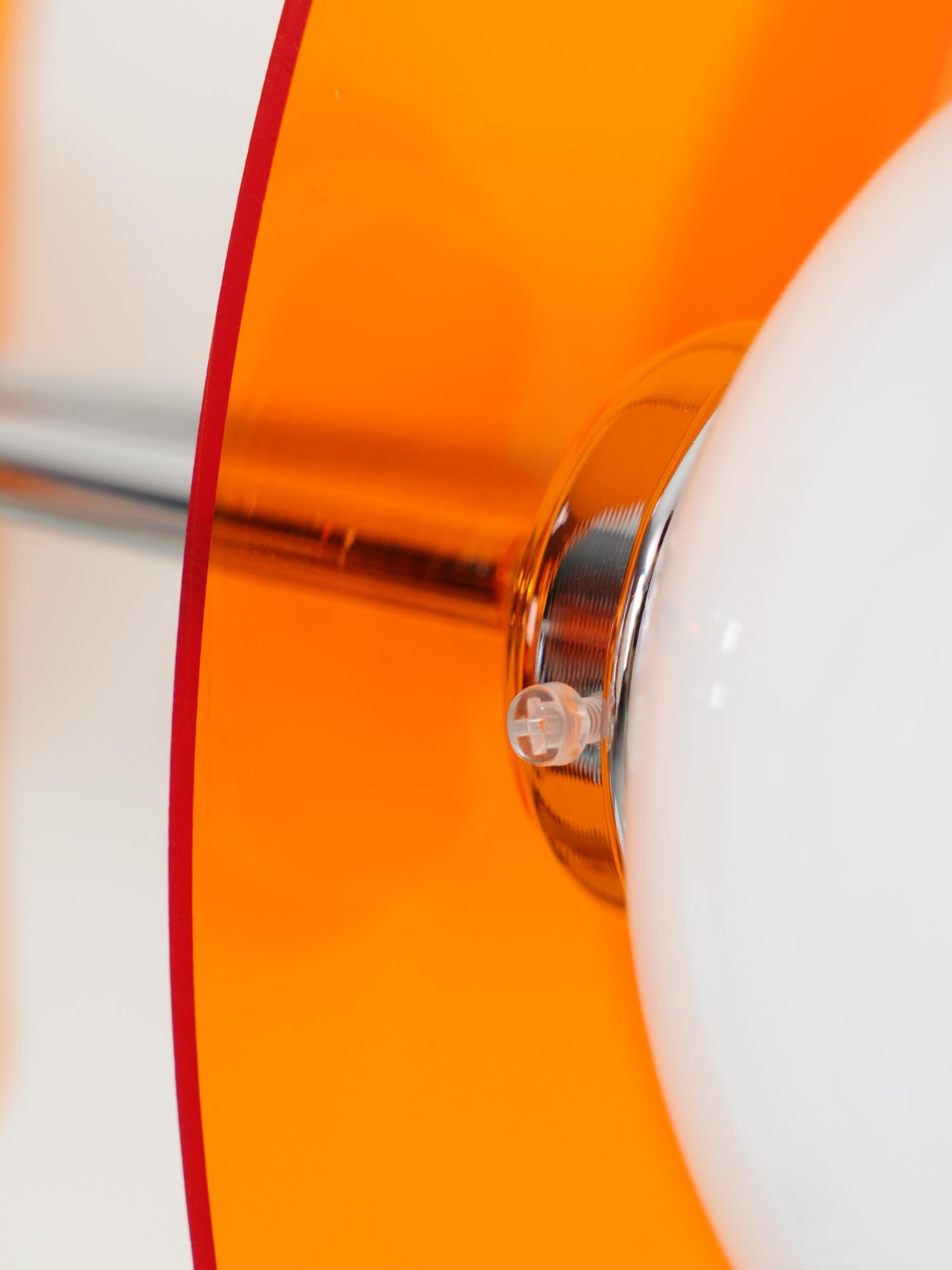 Phosphorescent Chandelier - Blowlighting