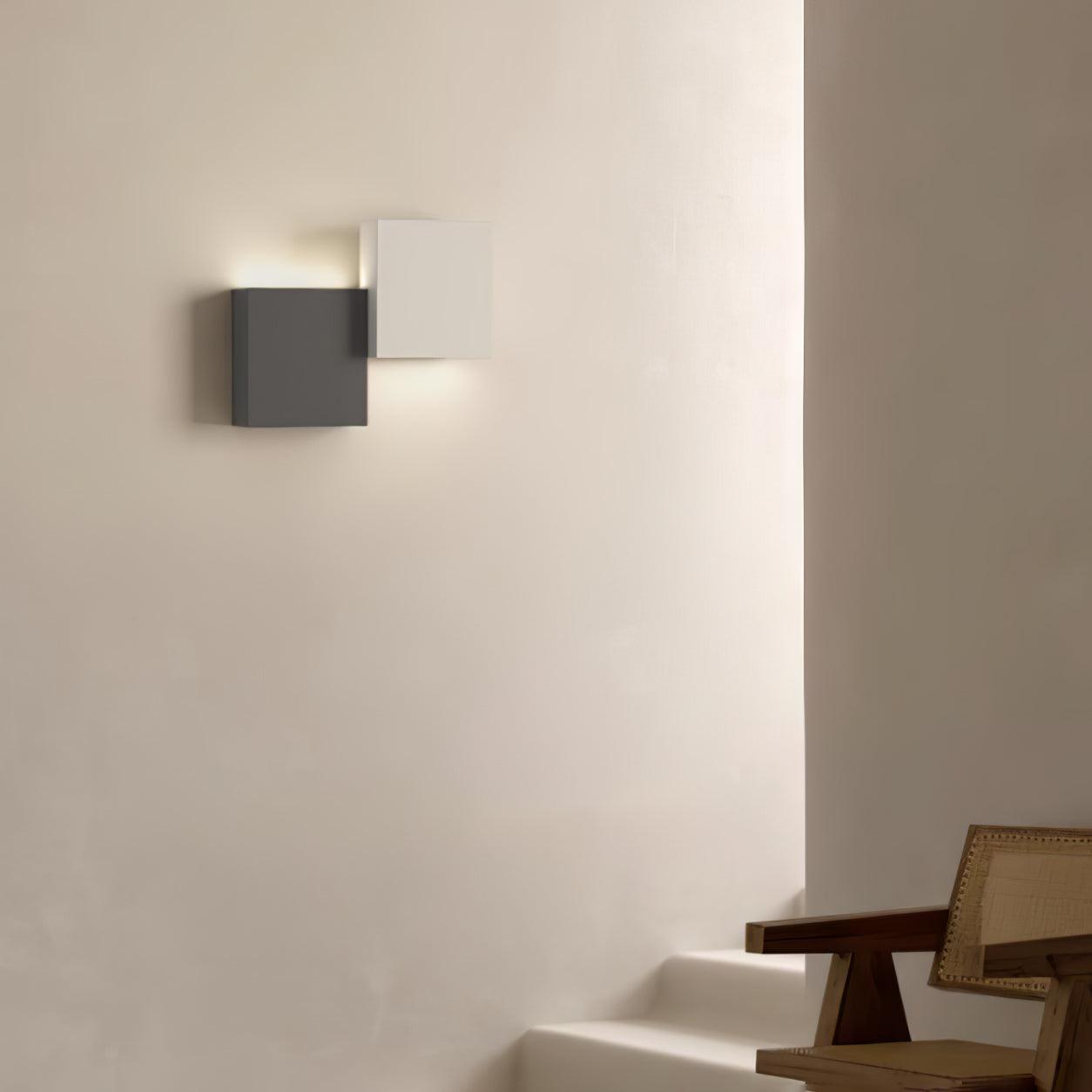 Gianna Modern Metal Wall Lamp - Blowlighting