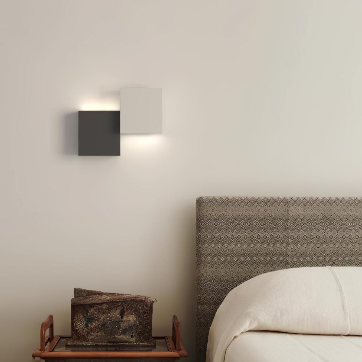 Gianna Modern Metal Wall Lamp - Blowlighting