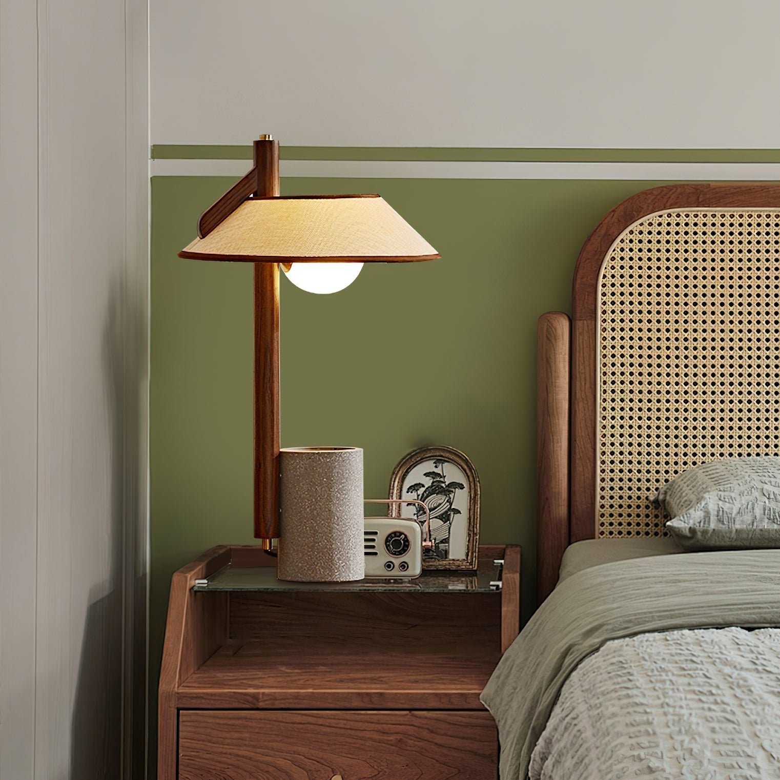 Pinnacle Table Lamp - Blowlighting