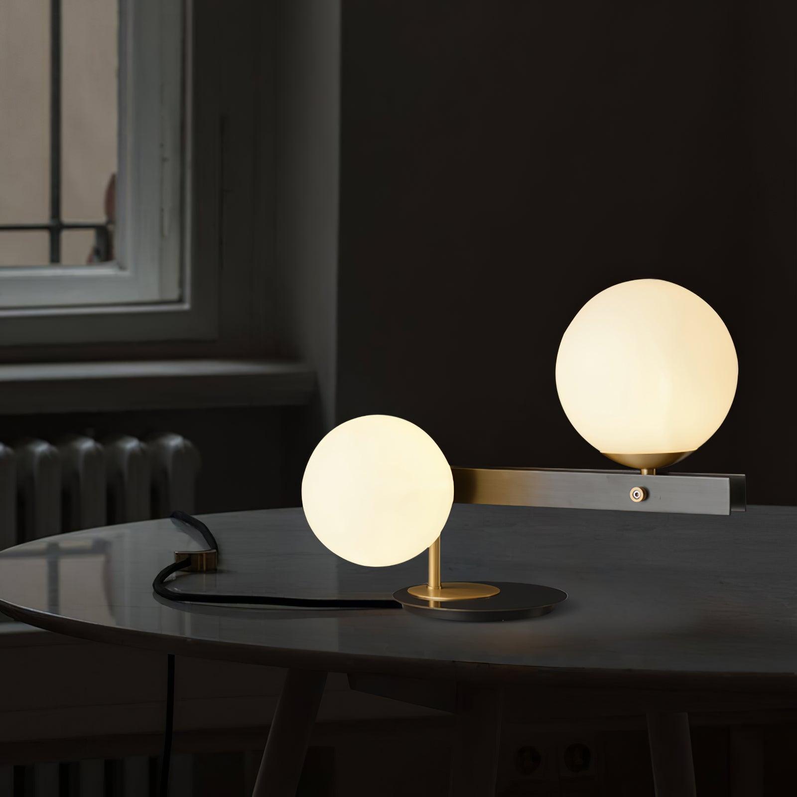 Planeta Table Lamp - Blowlighting
