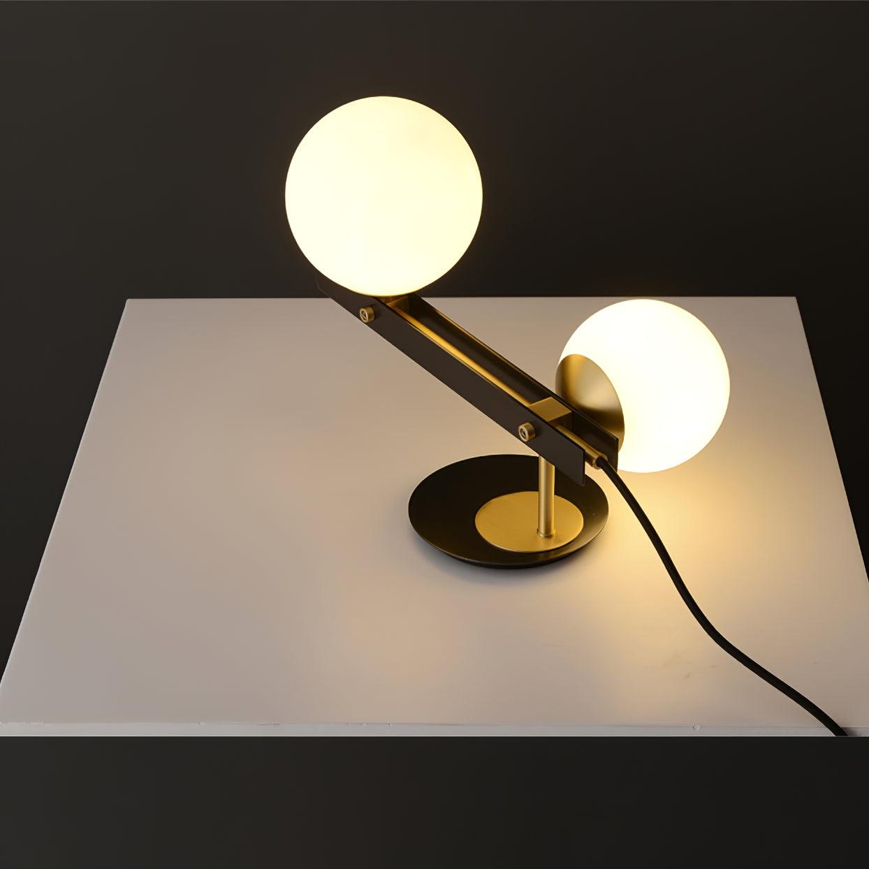 Planeta Table Lamp - Blowlighting