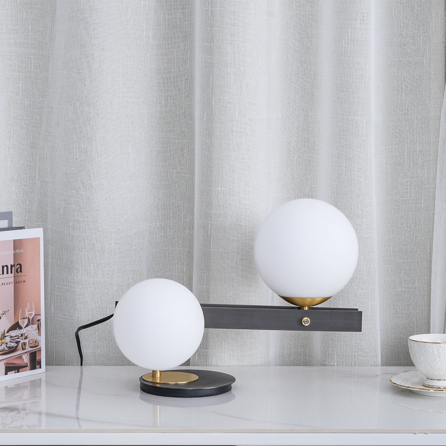 Planeta Table Lamp - Blowlighting