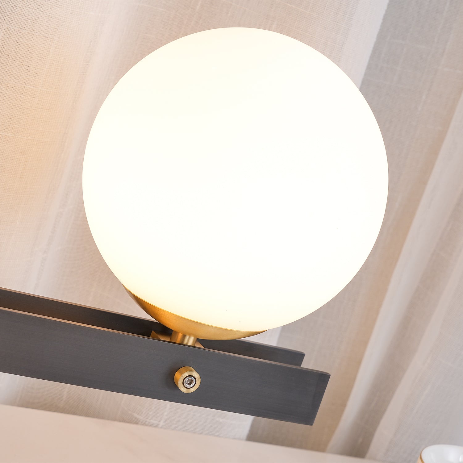 Planeta Table Lamp - Blowlighting