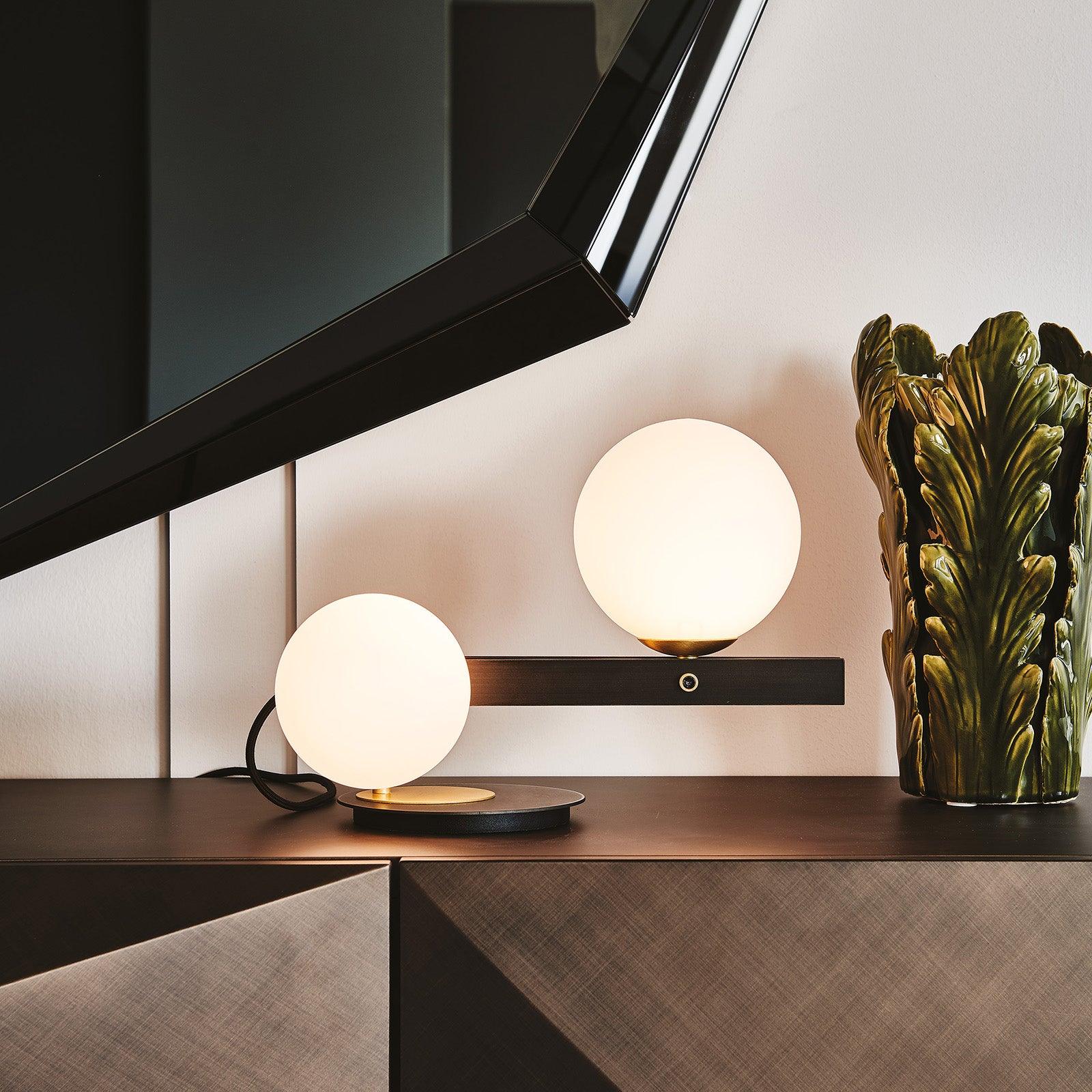 Planeta Table Lamp - Blowlighting