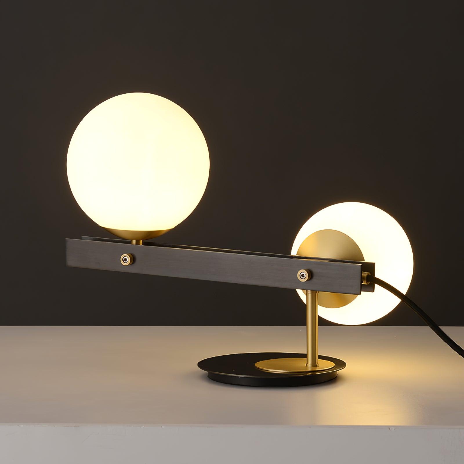 Planeta Table Lamp - Blowlighting