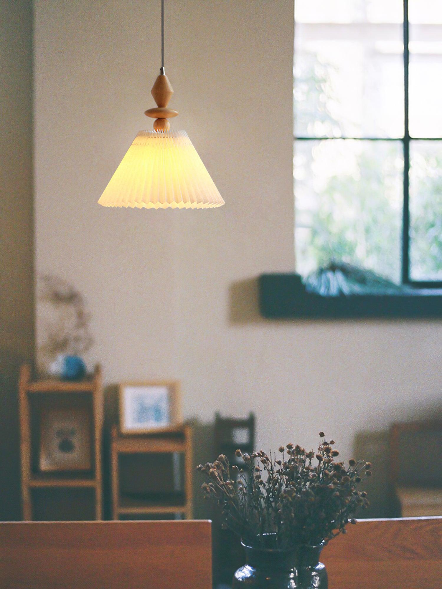 Eurrinion Wood Pendant Light - Blowlighting