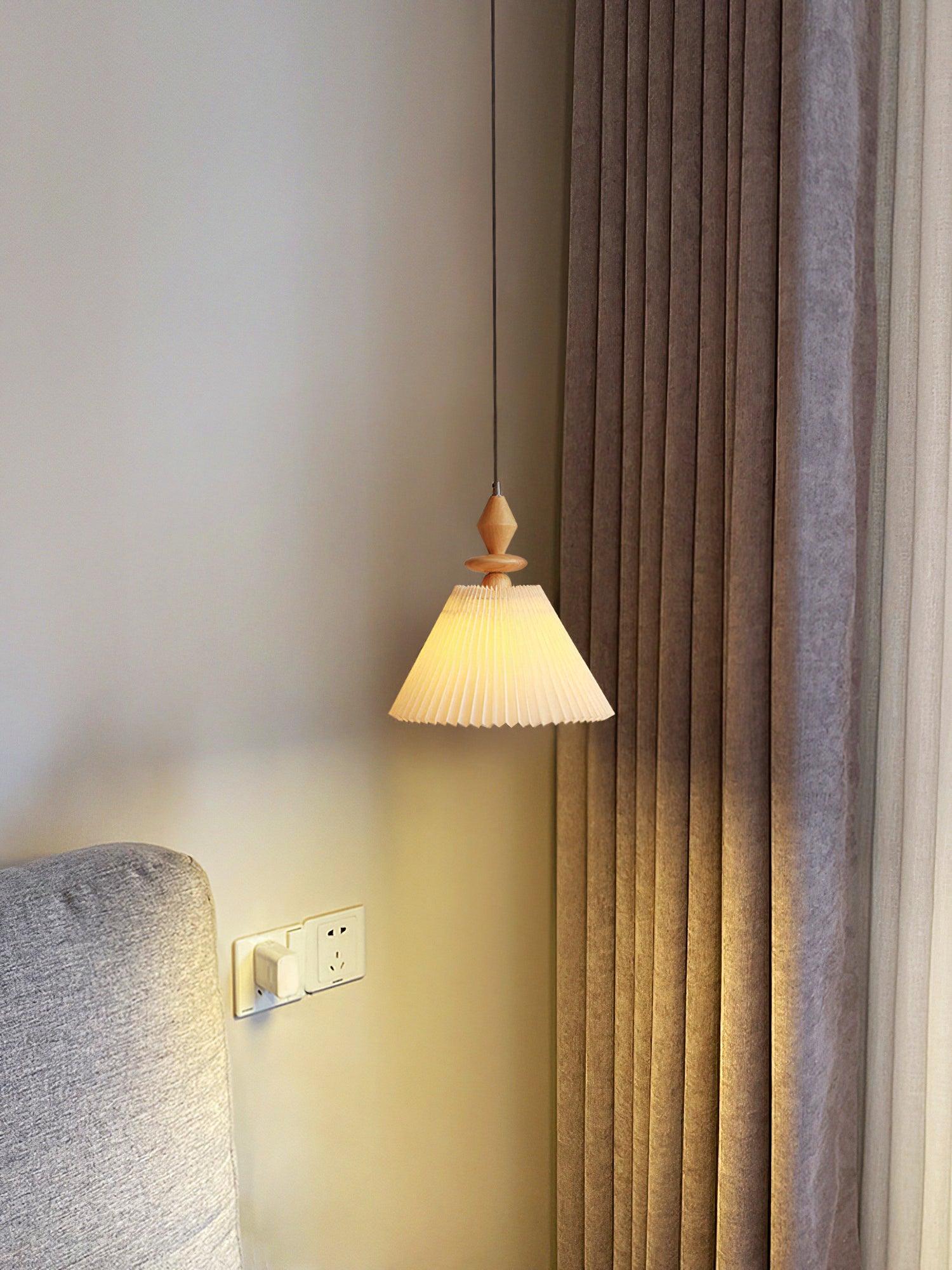 Eurrinion Wood Pendant Light - Blowlighting