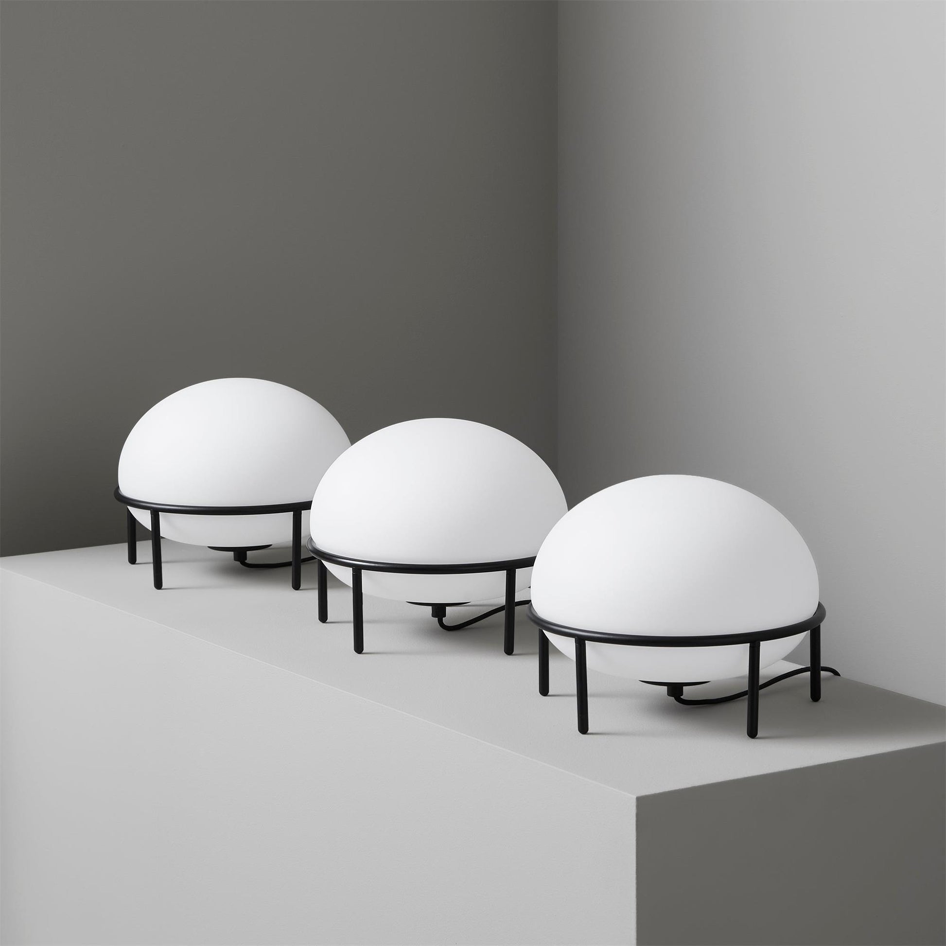 Pump Table Lamp - Blowlighting