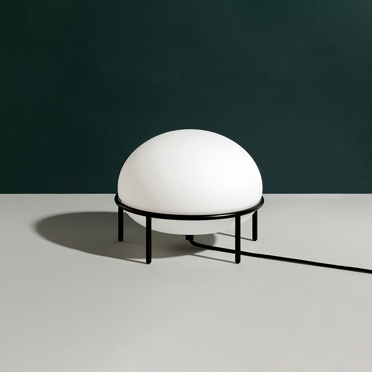 Pump Table Lamp - Blowlighting