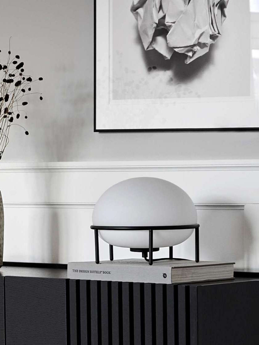 Pump Table Lamp - Blowlighting