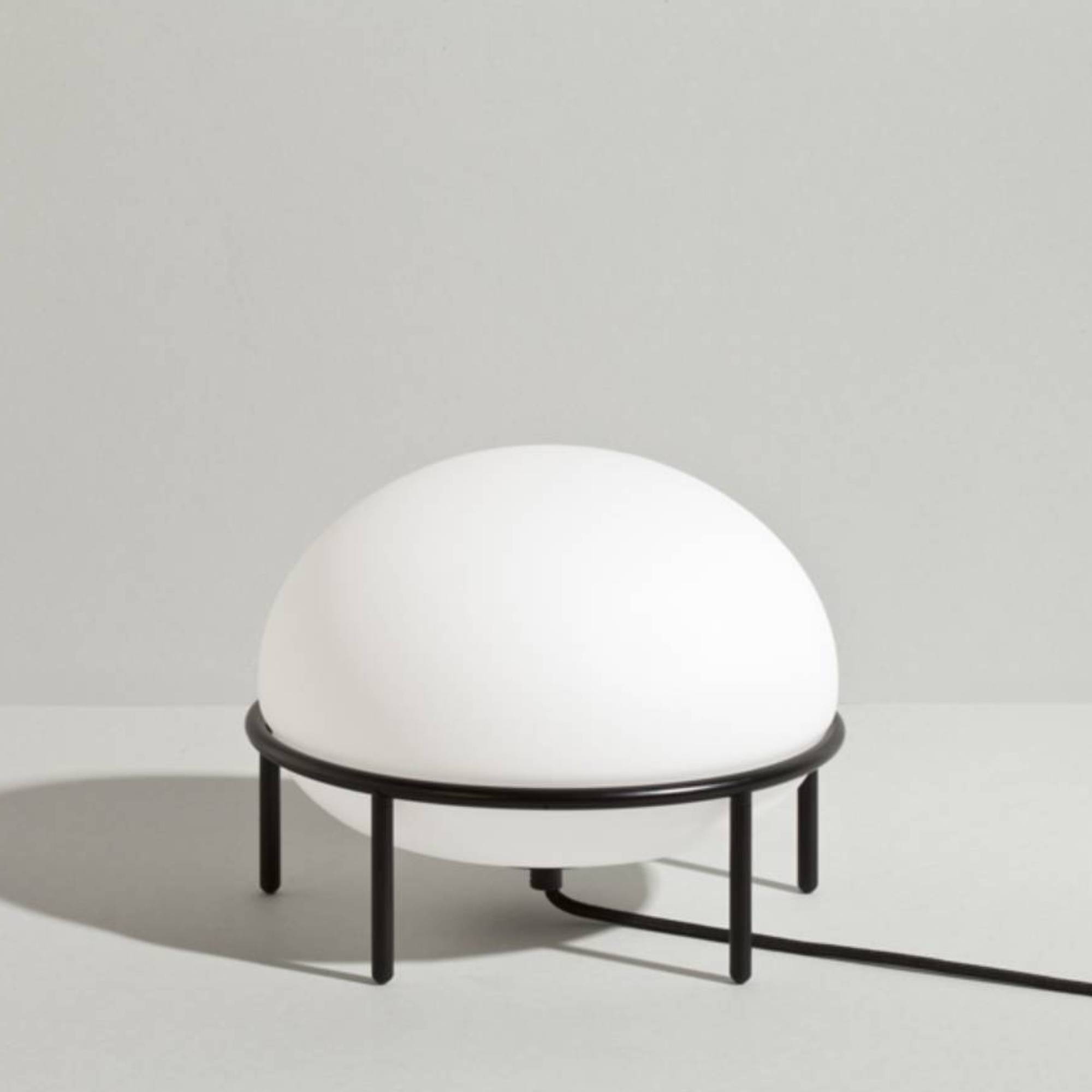 Pump Table Lamp - Blowlighting