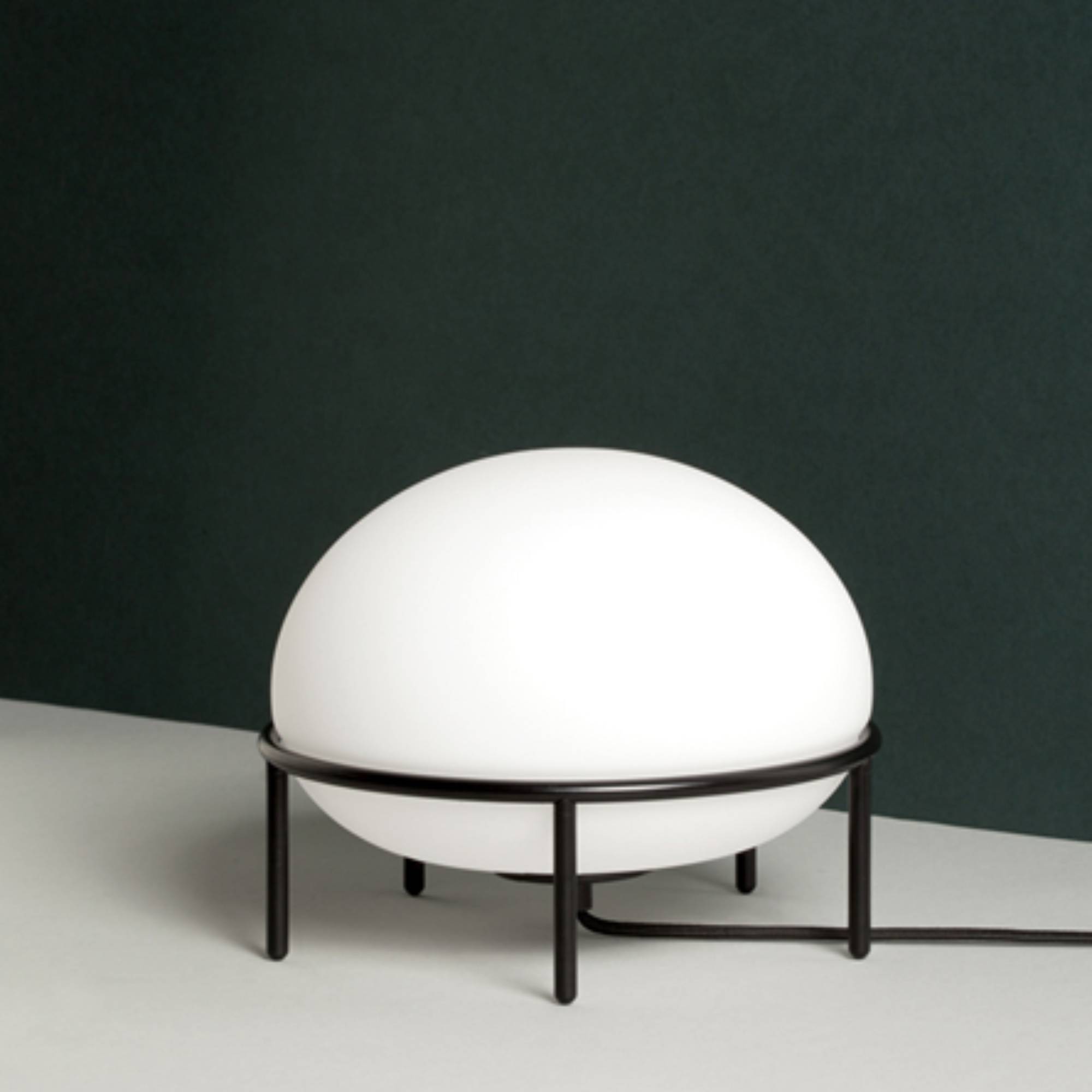 Pump Table Lamp - Blowlighting