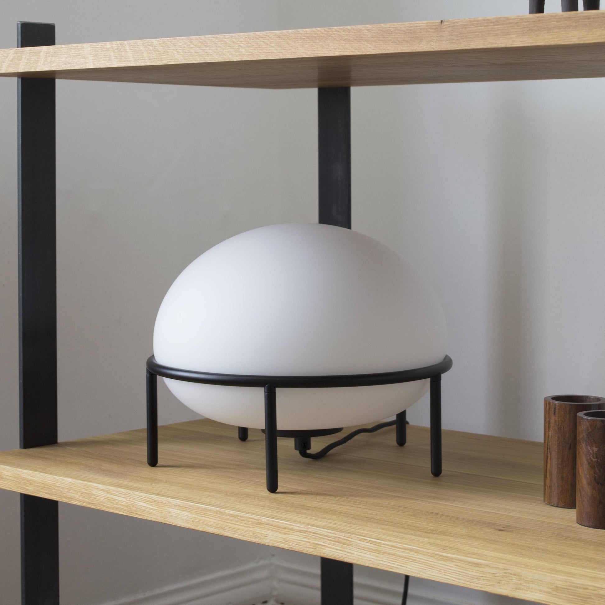 Pump Table Lamp - Blowlighting