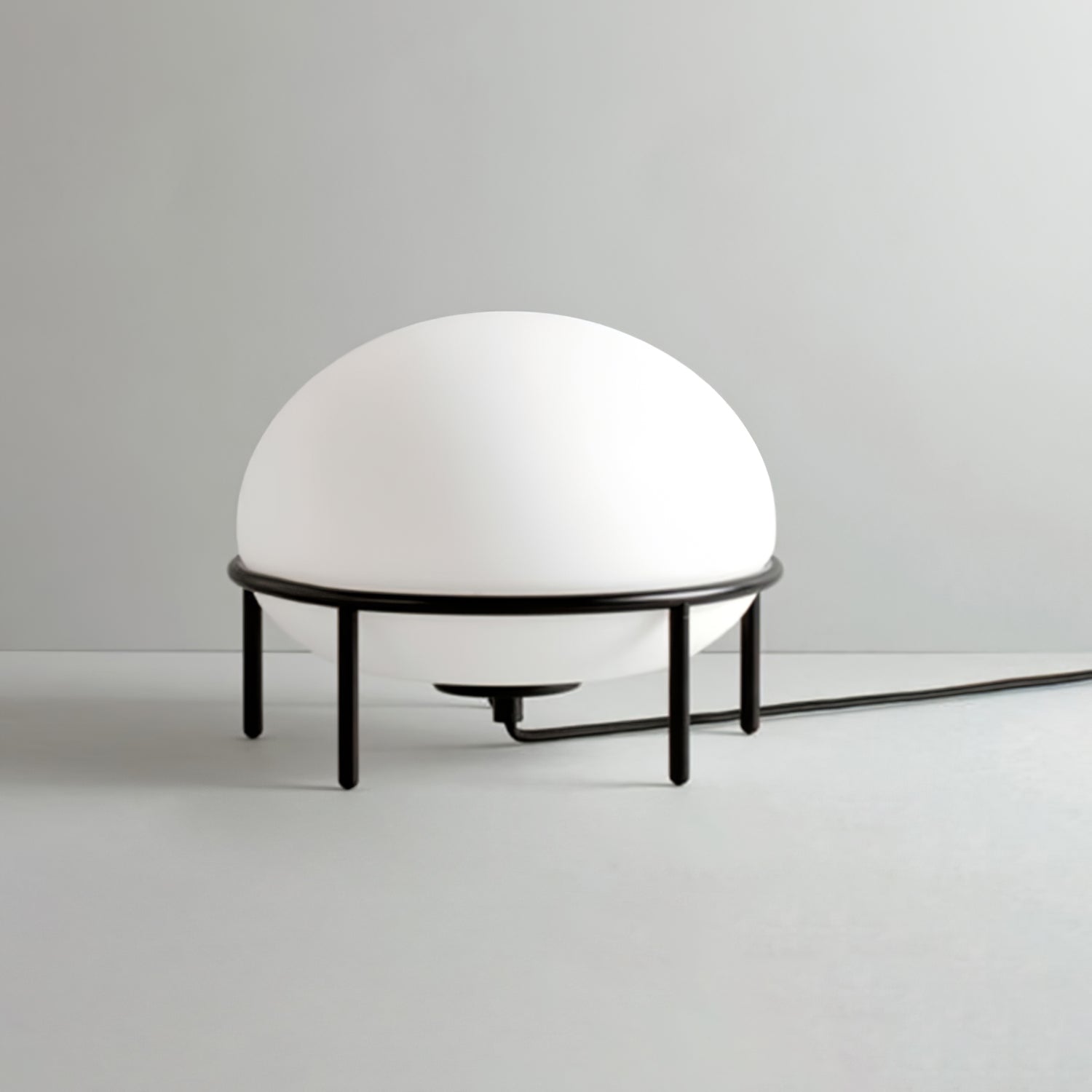 Pump Table Lamp - Blowlighting