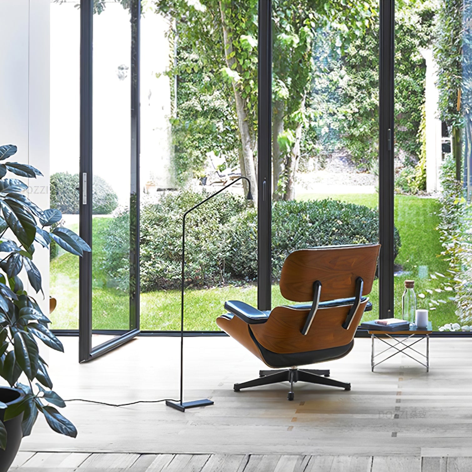 Pureform Floor Lamp - Blowlighting