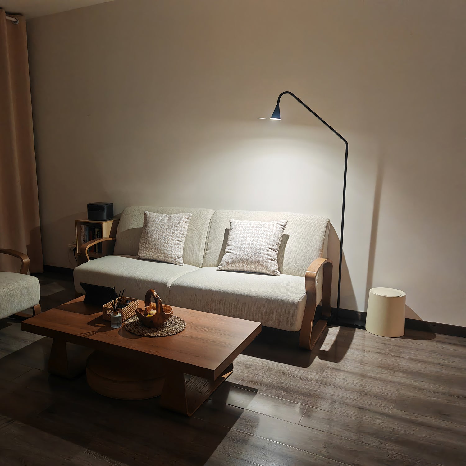 Pureform Floor Lamp - Blowlighting