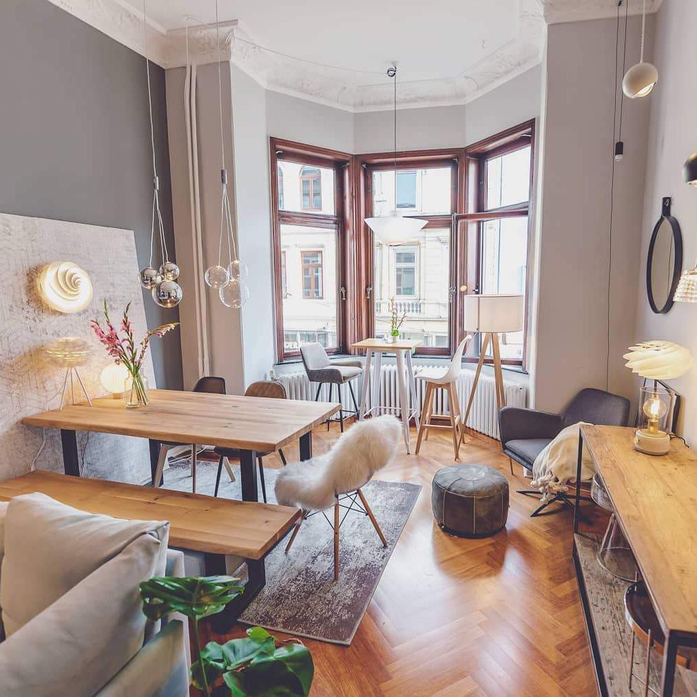 Random Pendant Light - Blowlighting