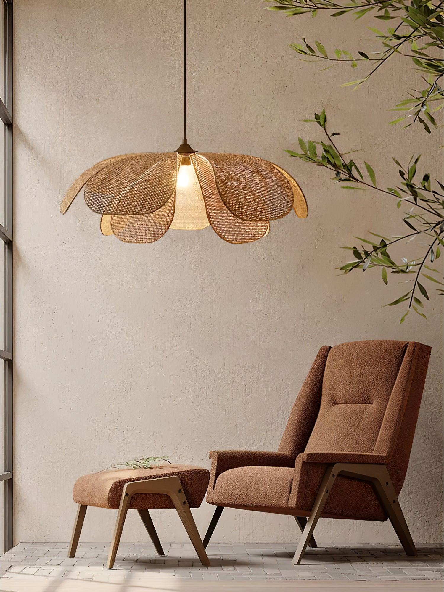 Rattan Petal Pendant Lamp - Blowlighting