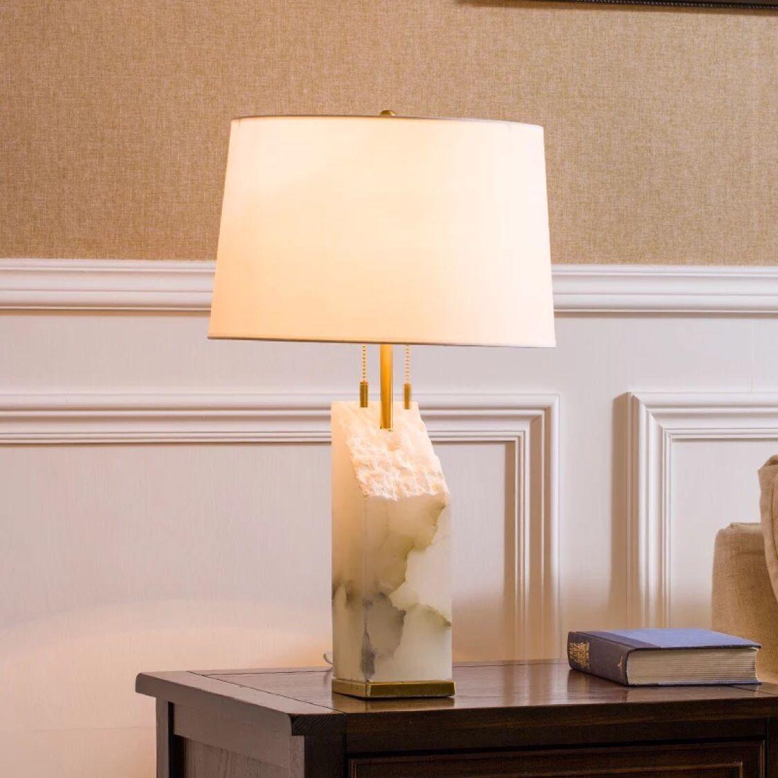 Syvaris Minimalist Alabaster Table Lamp - Blowlighting