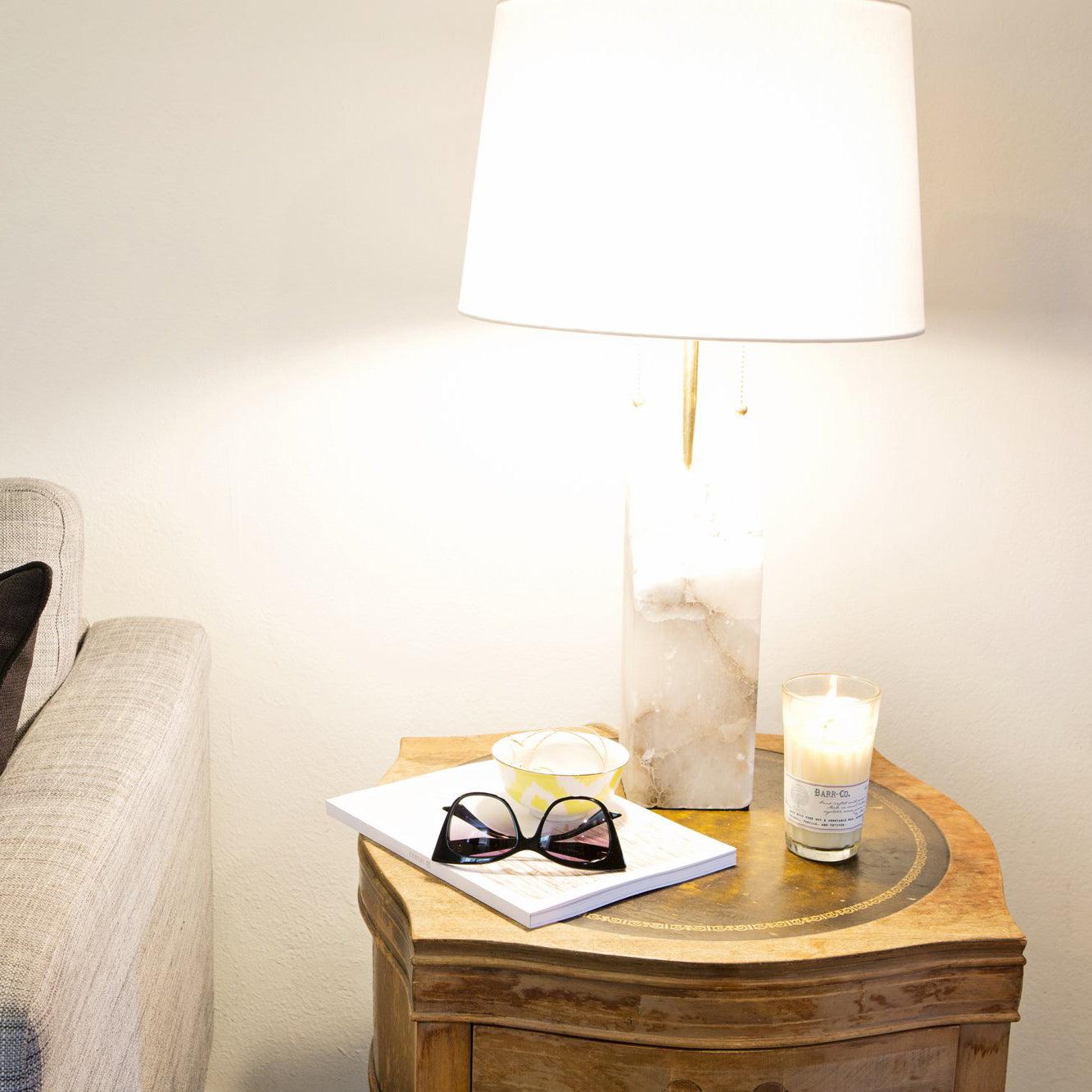 Syvaris Minimalist Alabaster Table Lamp - Blowlighting
