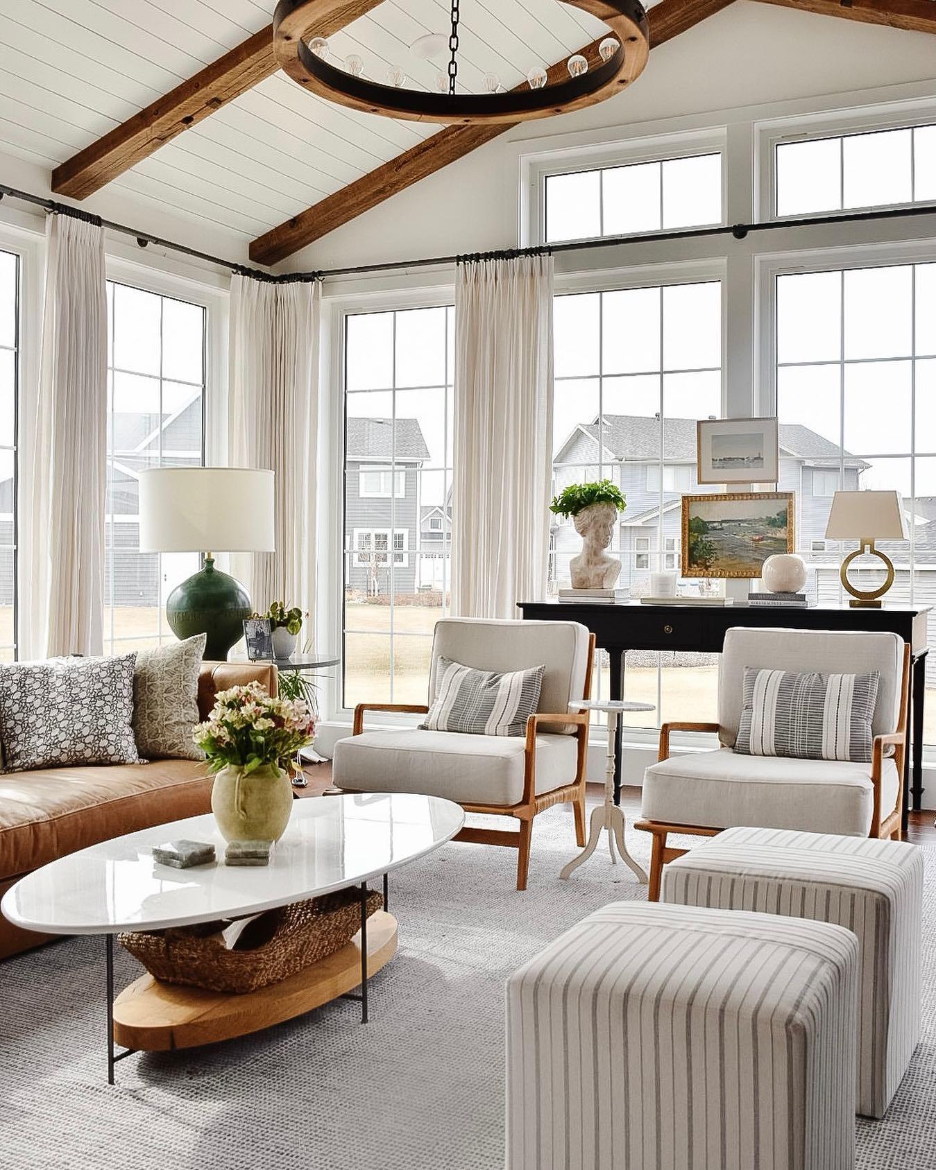 Ring Form Table Lamp - Blowlighting