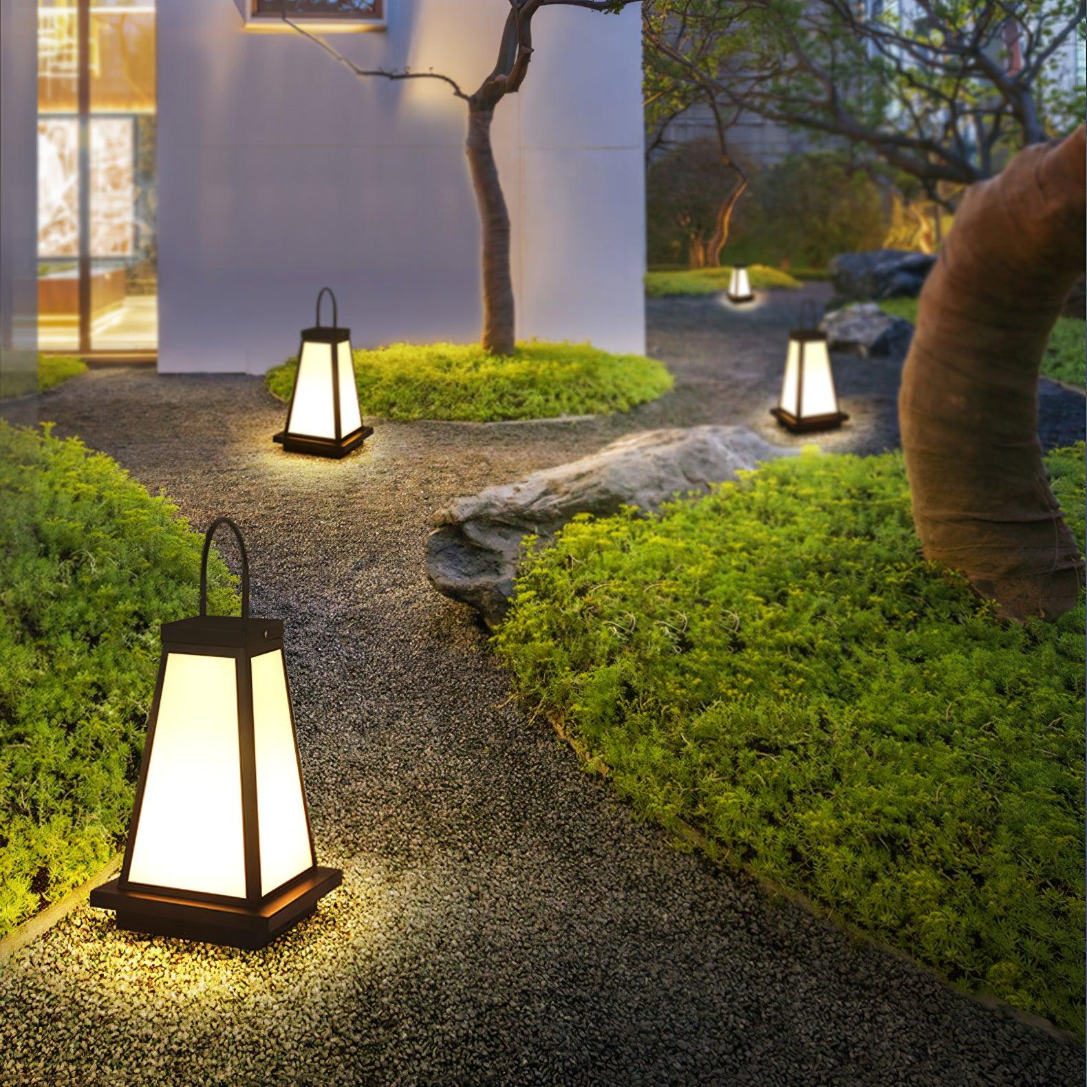 Roam Lantern Garden Outdoor Lamp - Blowlighting