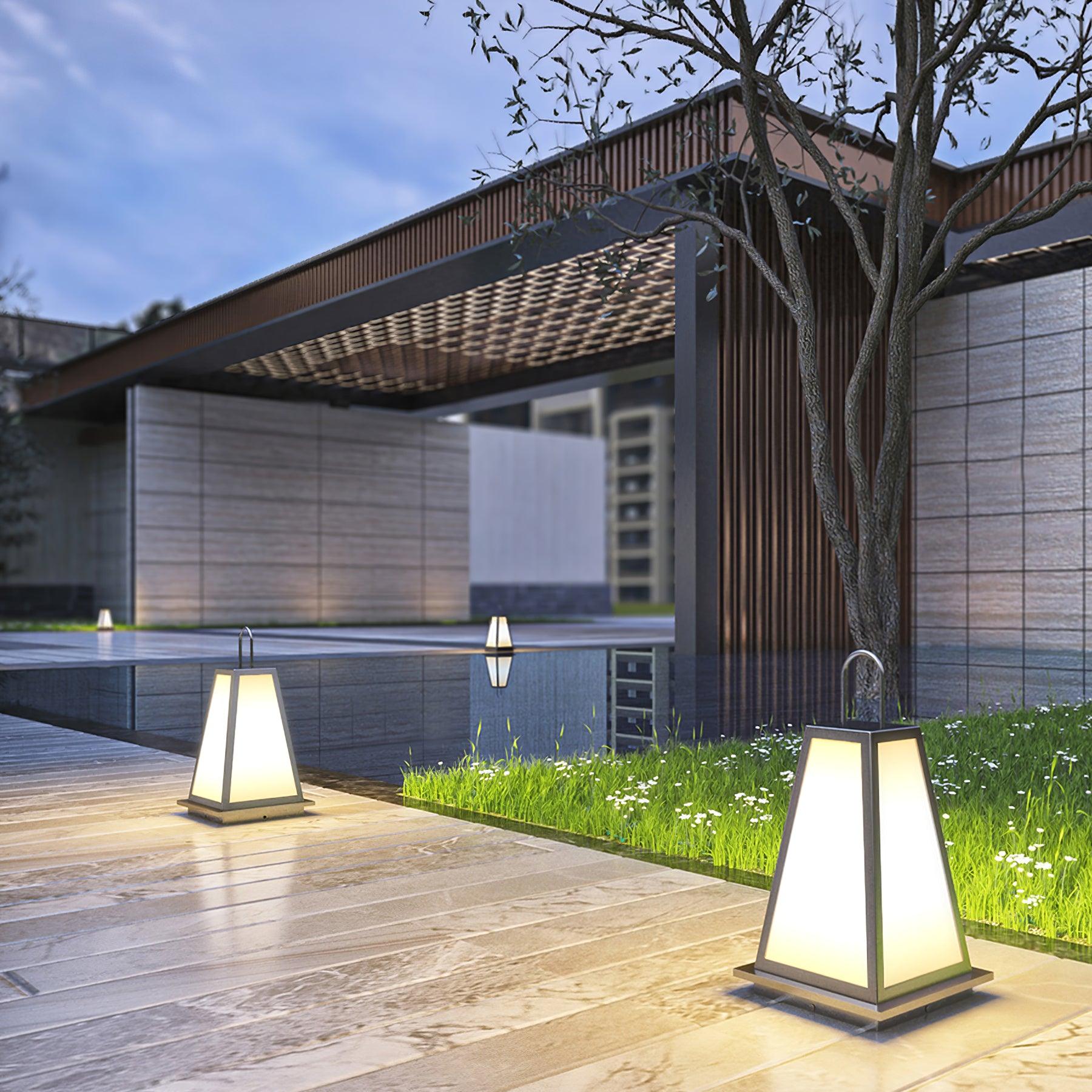 Roam Lantern Garden Outdoor Lamp - Blowlighting