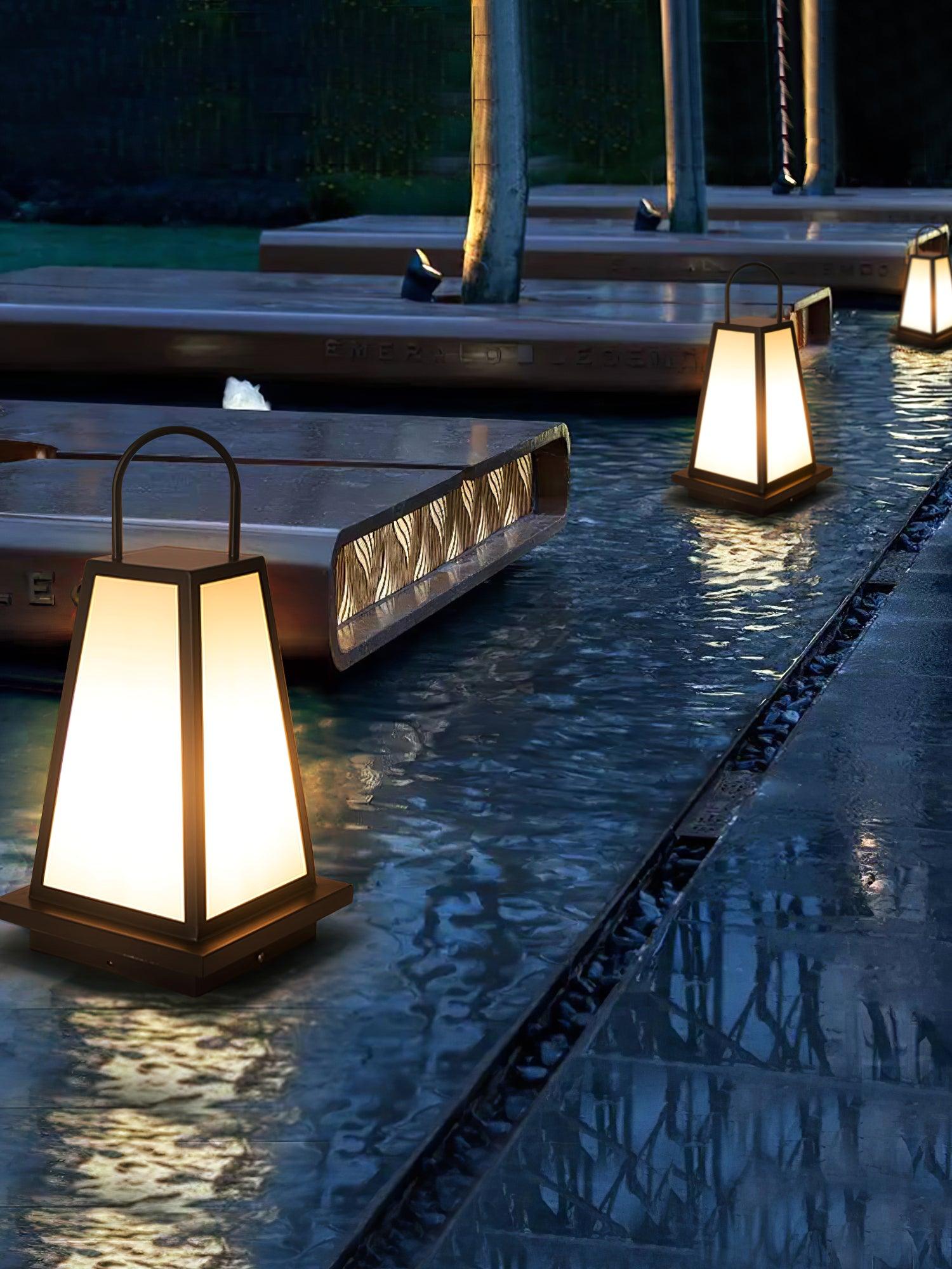 Roam Lantern Garden Outdoor Lamp - Blowlighting