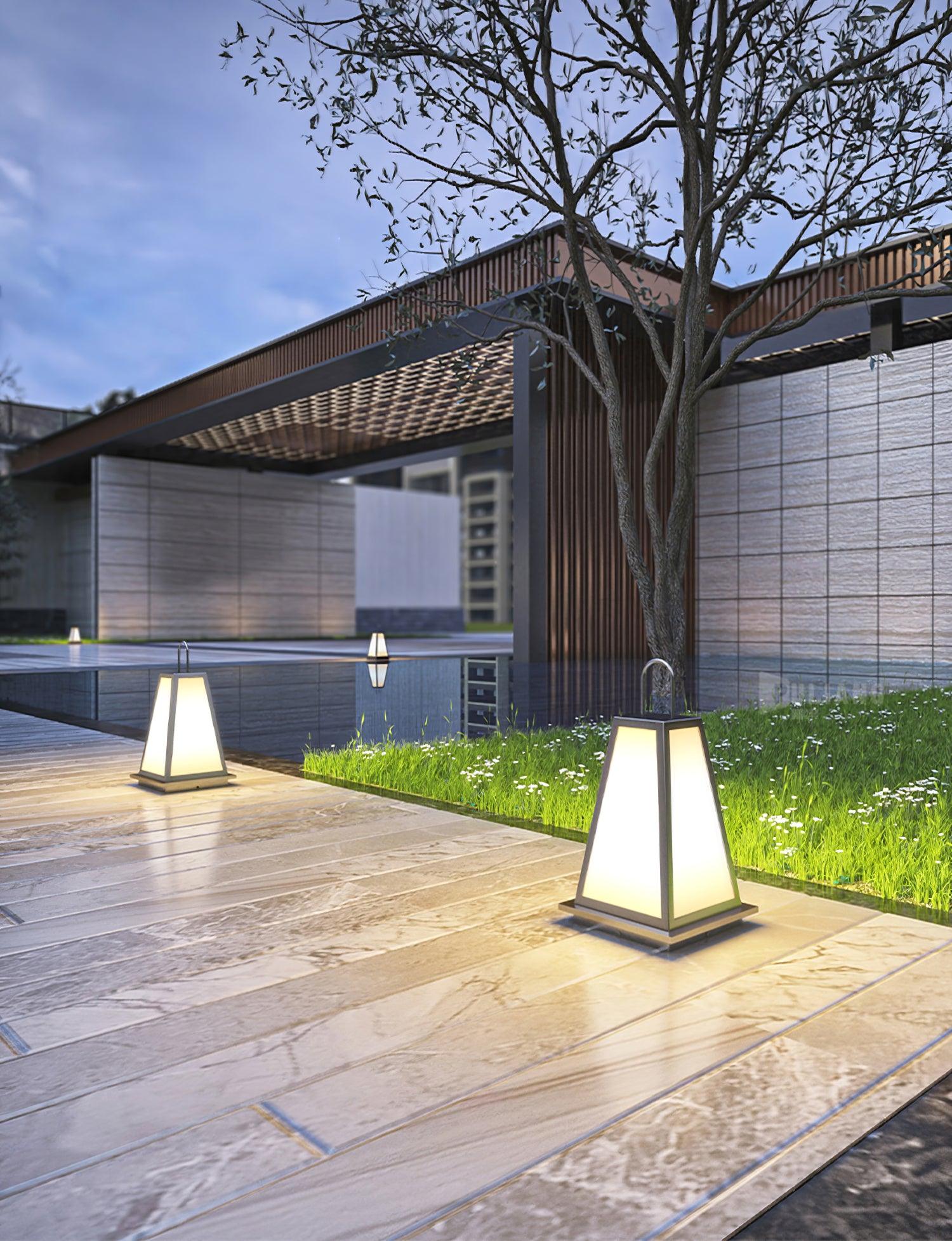 Roam Lantern Garden Outdoor Lamp - Blowlighting