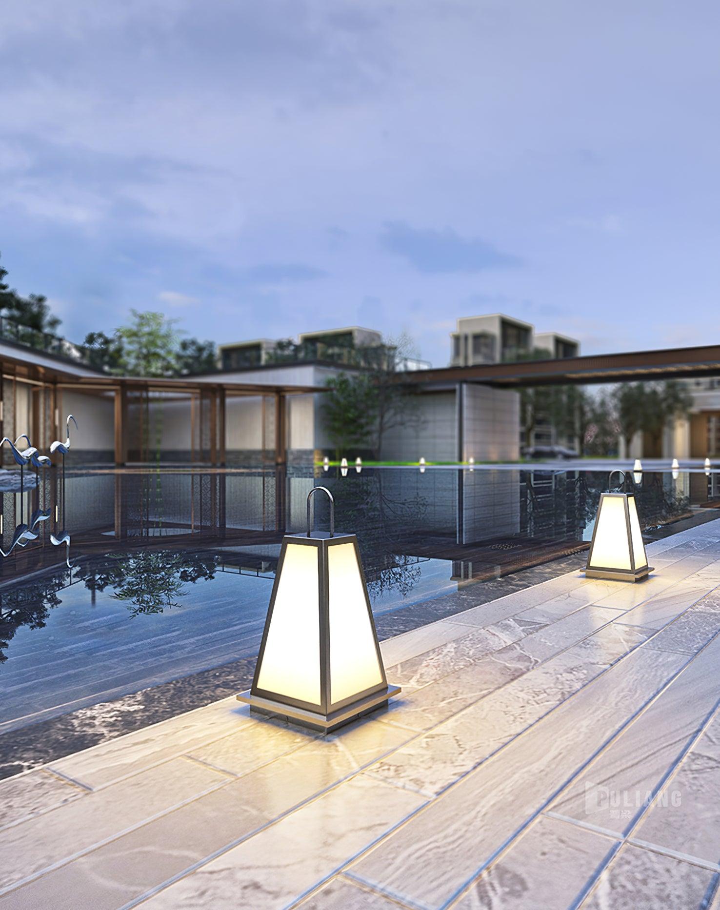 Roam Lantern Garden Outdoor Lamp - Blowlighting