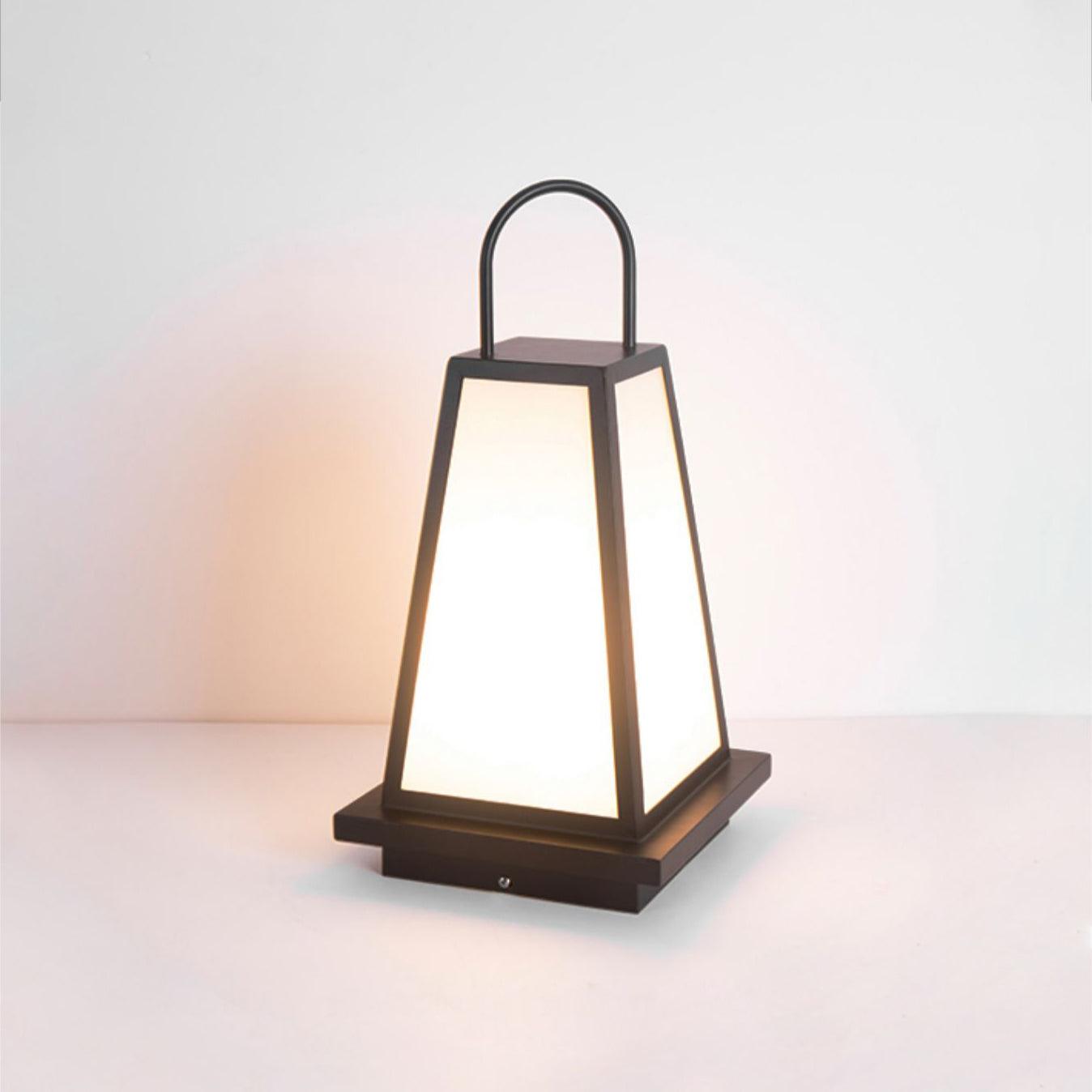 Roam Lantern Garden Outdoor Lamp - Blowlighting