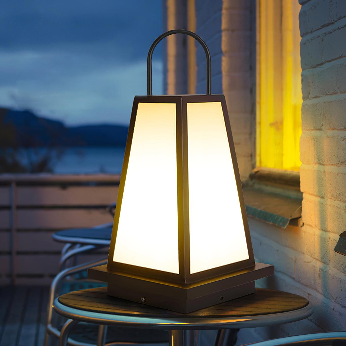 Roam Lantern Garden Outdoor Lamp - Blowlighting