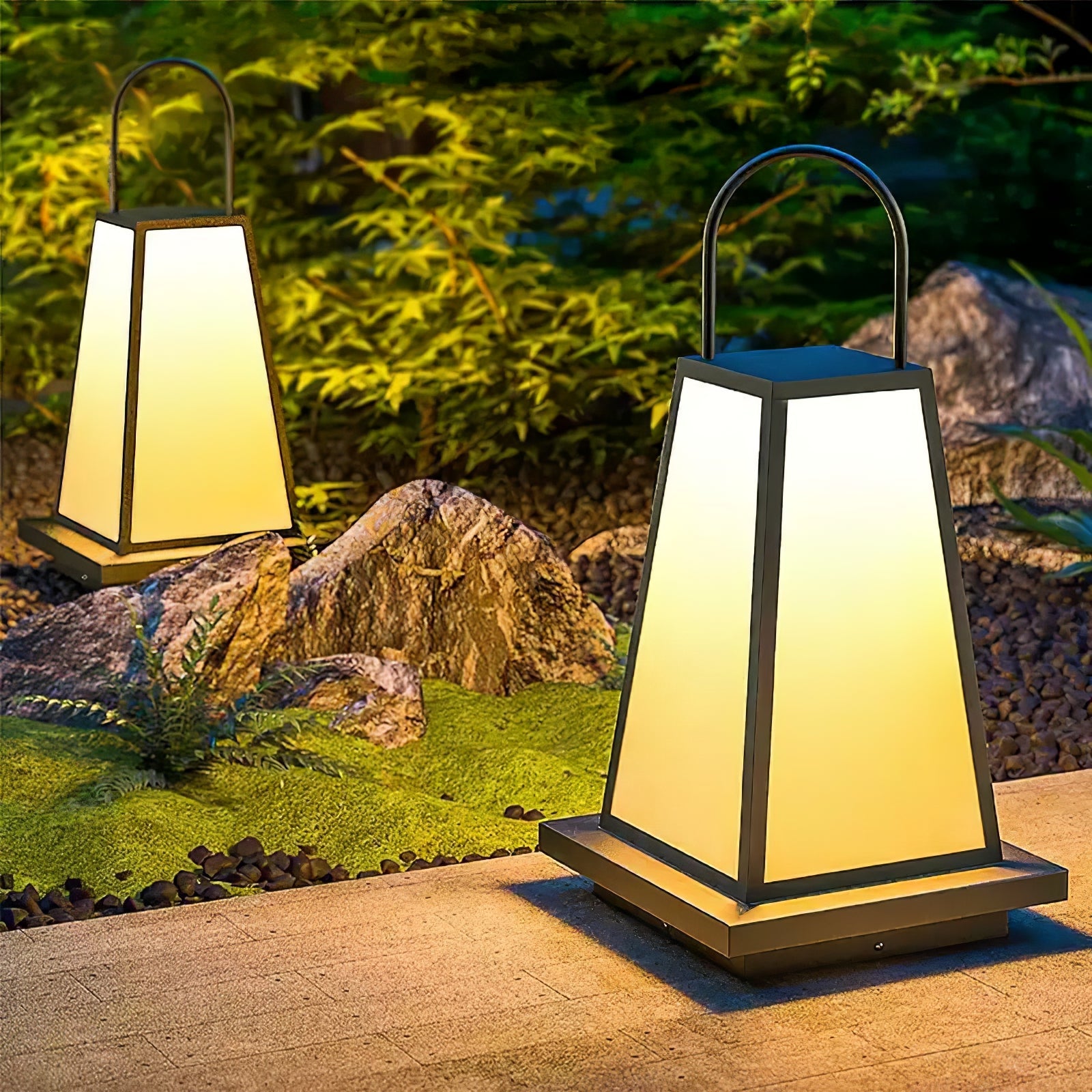 Roam Lantern Garden Outdoor Lamp - Blowlighting