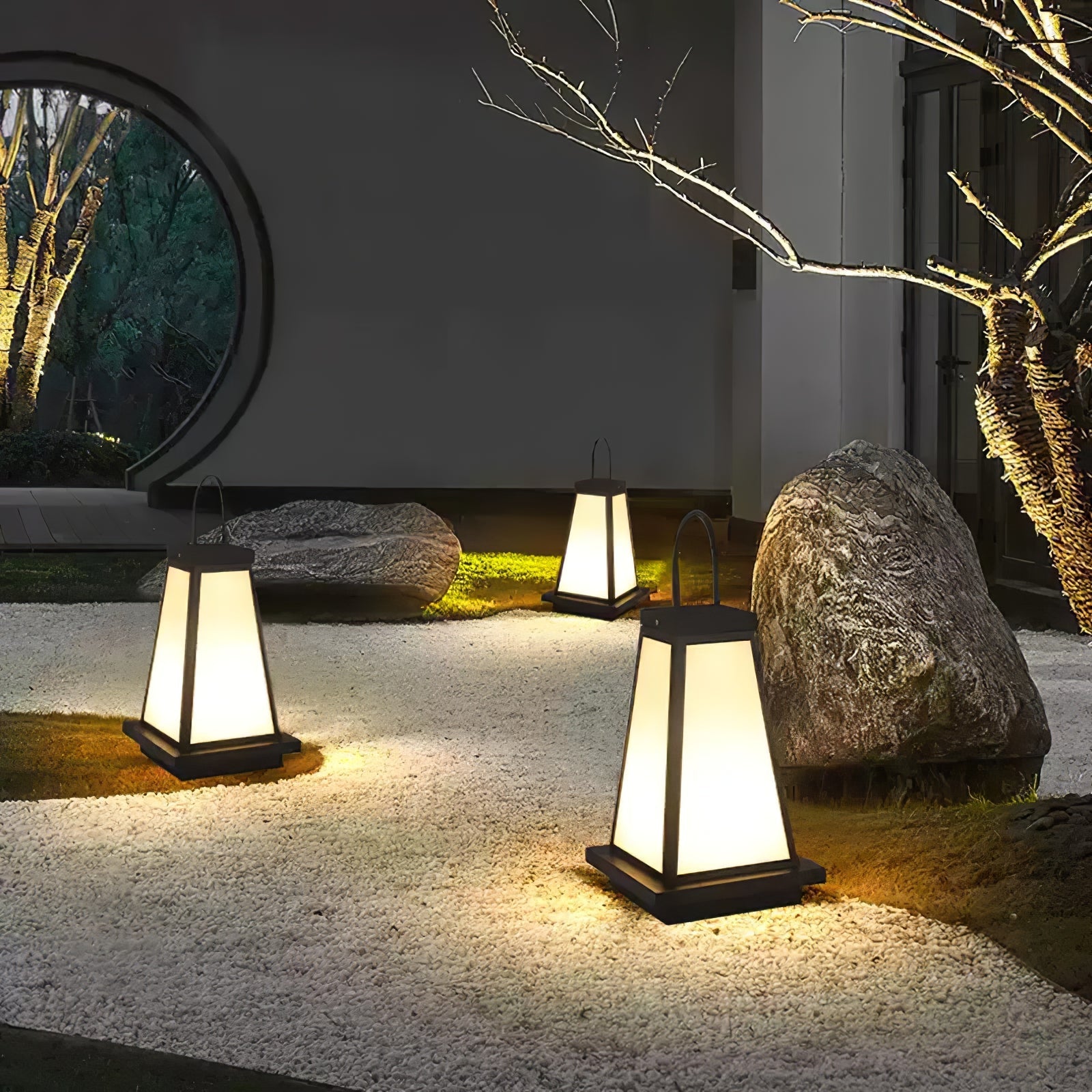 Roam Lantern Garden Outdoor Lamp - Blowlighting