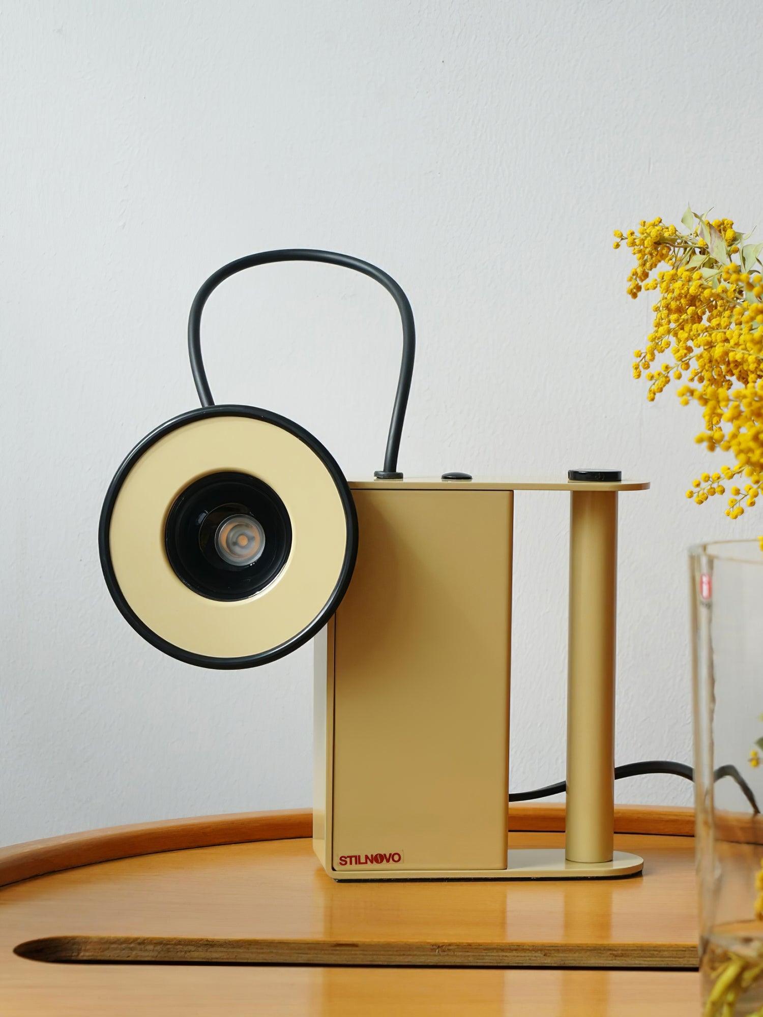 Roland Camera Table Light - Blowlighting