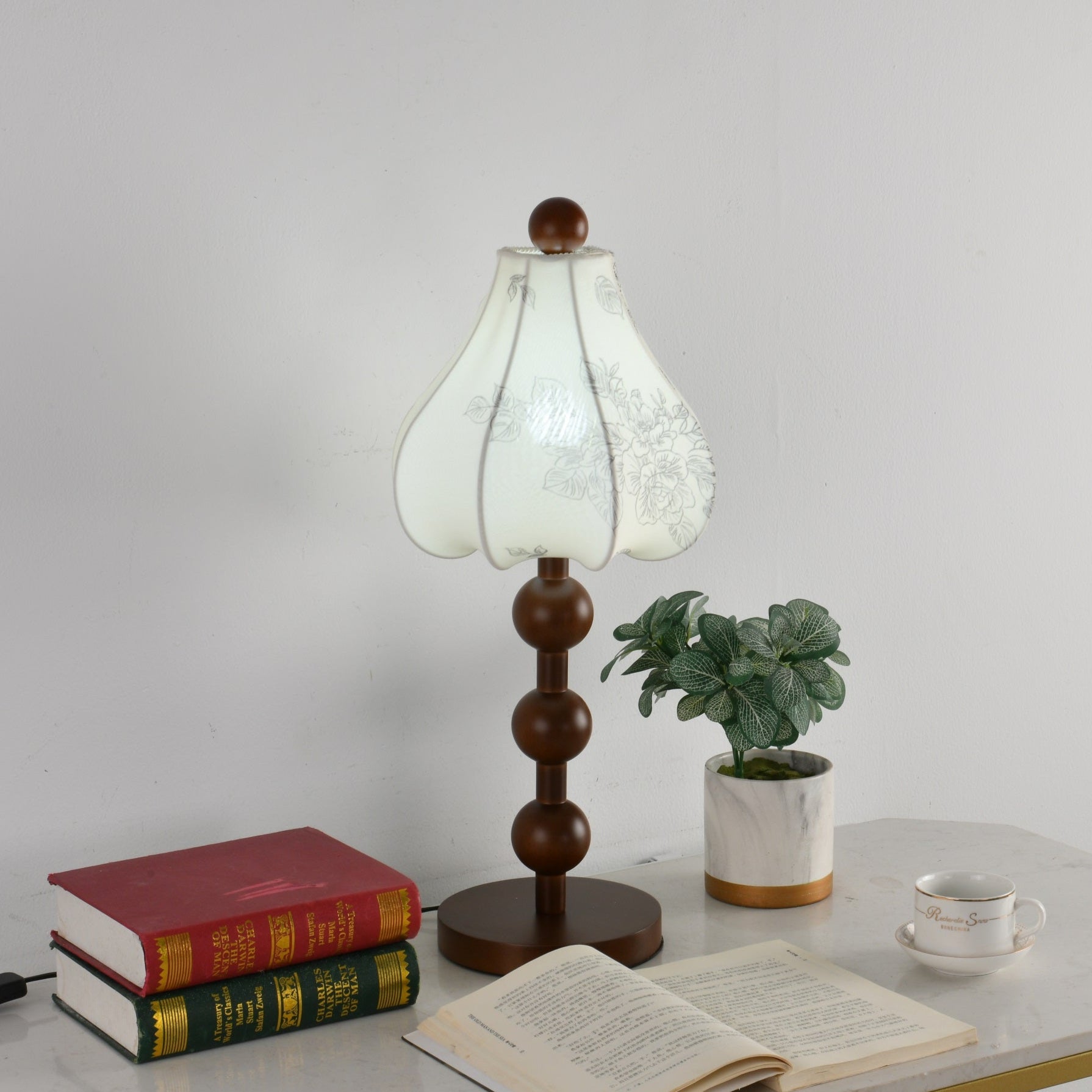 Alice Vintage Fabric Table Lamp - Blowlighting